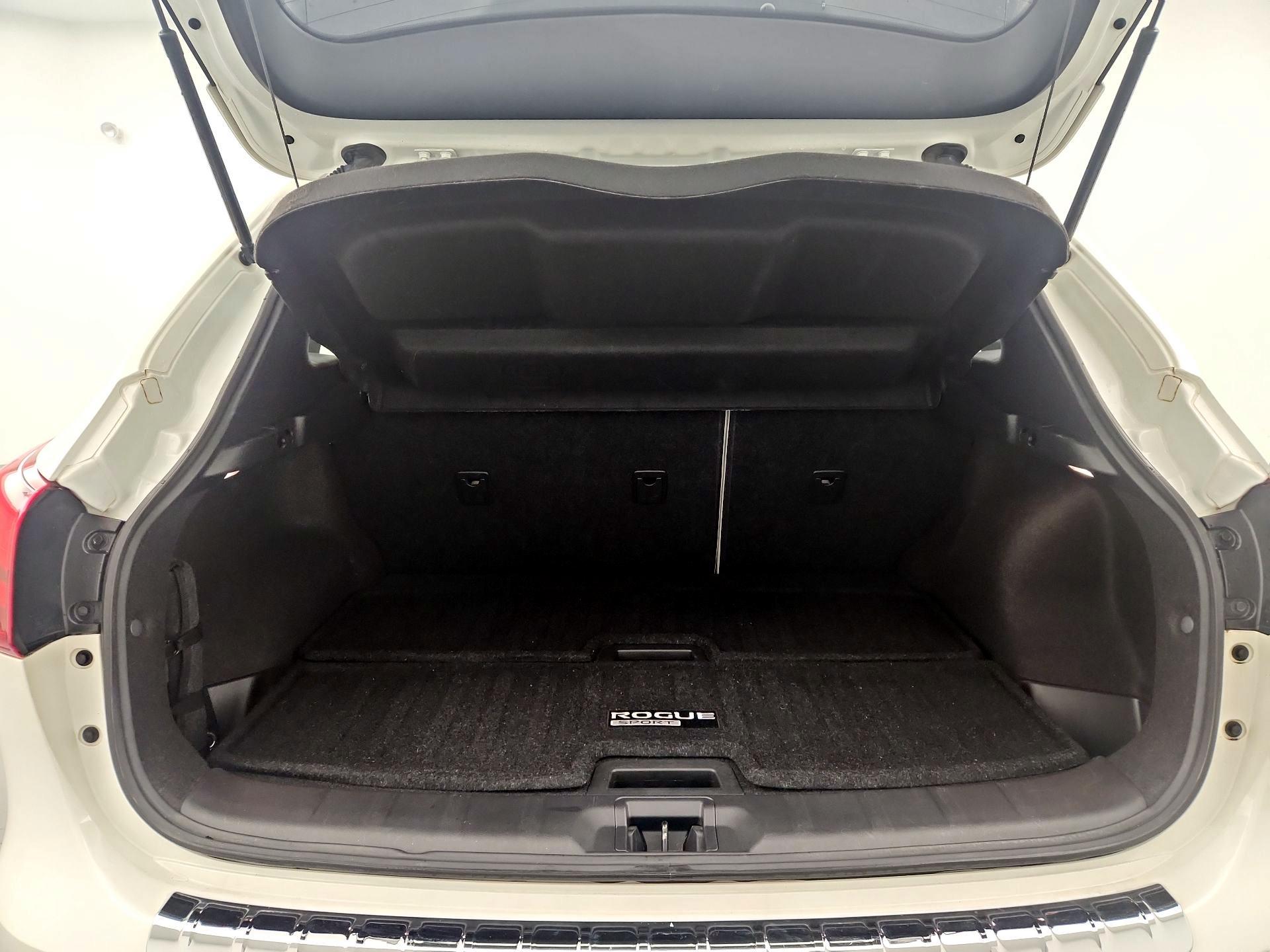 Thumbnail: 2019 Nissan Rogue Sport - 20