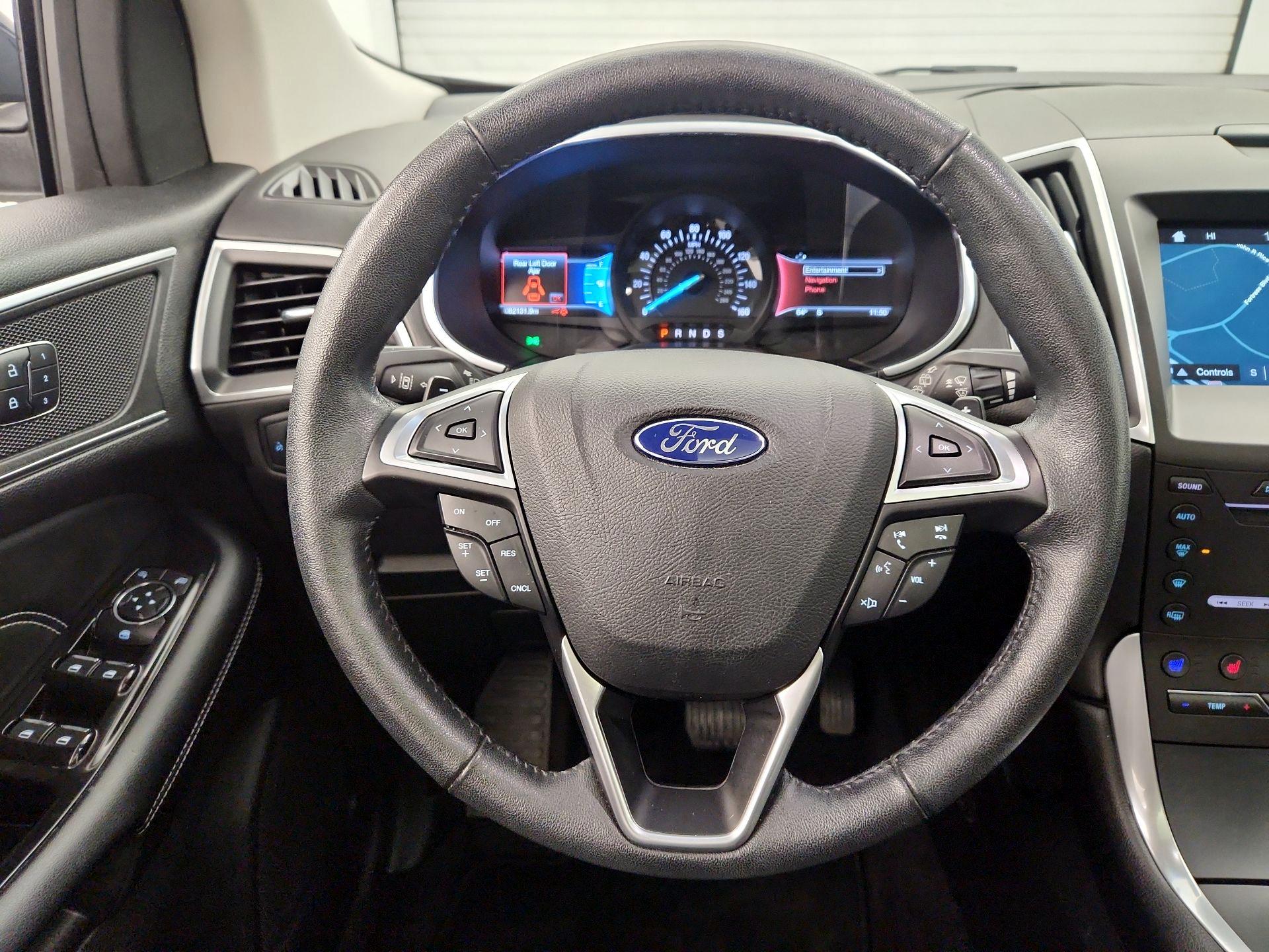 Thumbnail: 2016 Ford Edge - 10