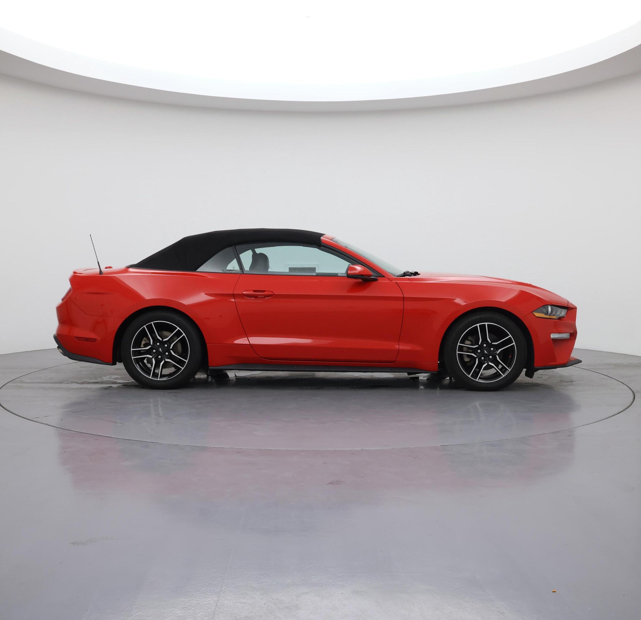 Thumbnail: 2018 Ford Mustang - 7