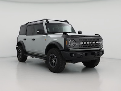 Gray 2022 Ford Bronco Badlands