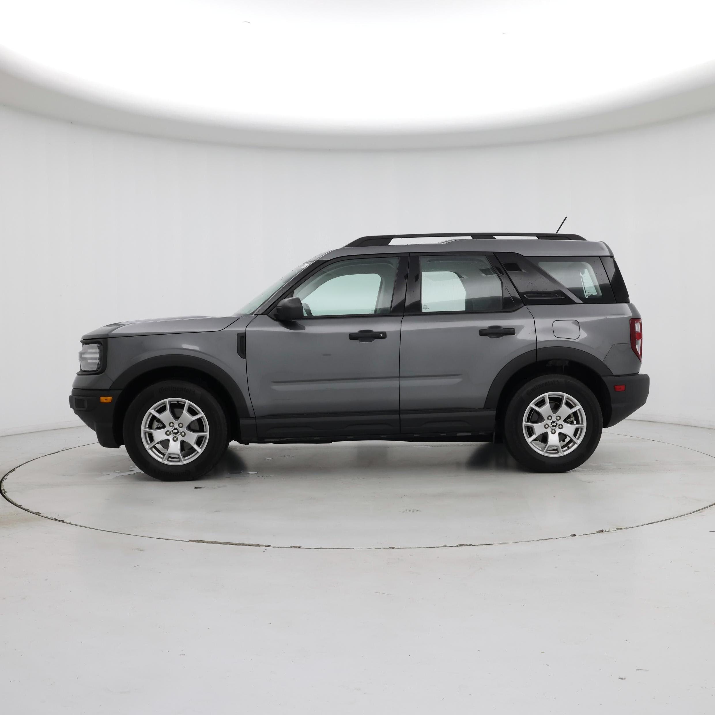 Thumbnail: 2021 Ford Bronco Sport - 3