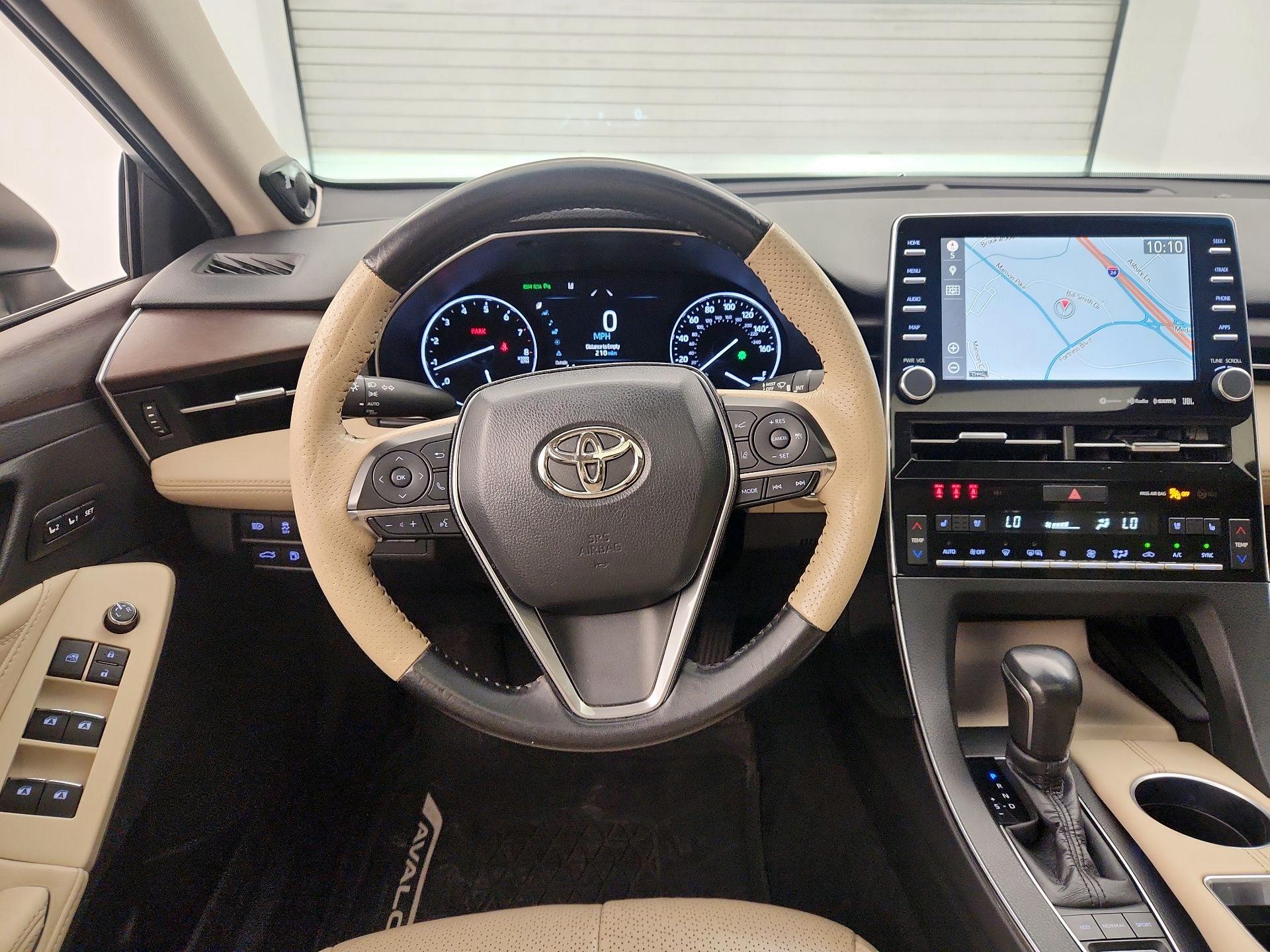 Thumbnail: 2019 Toyota Avalon - 10