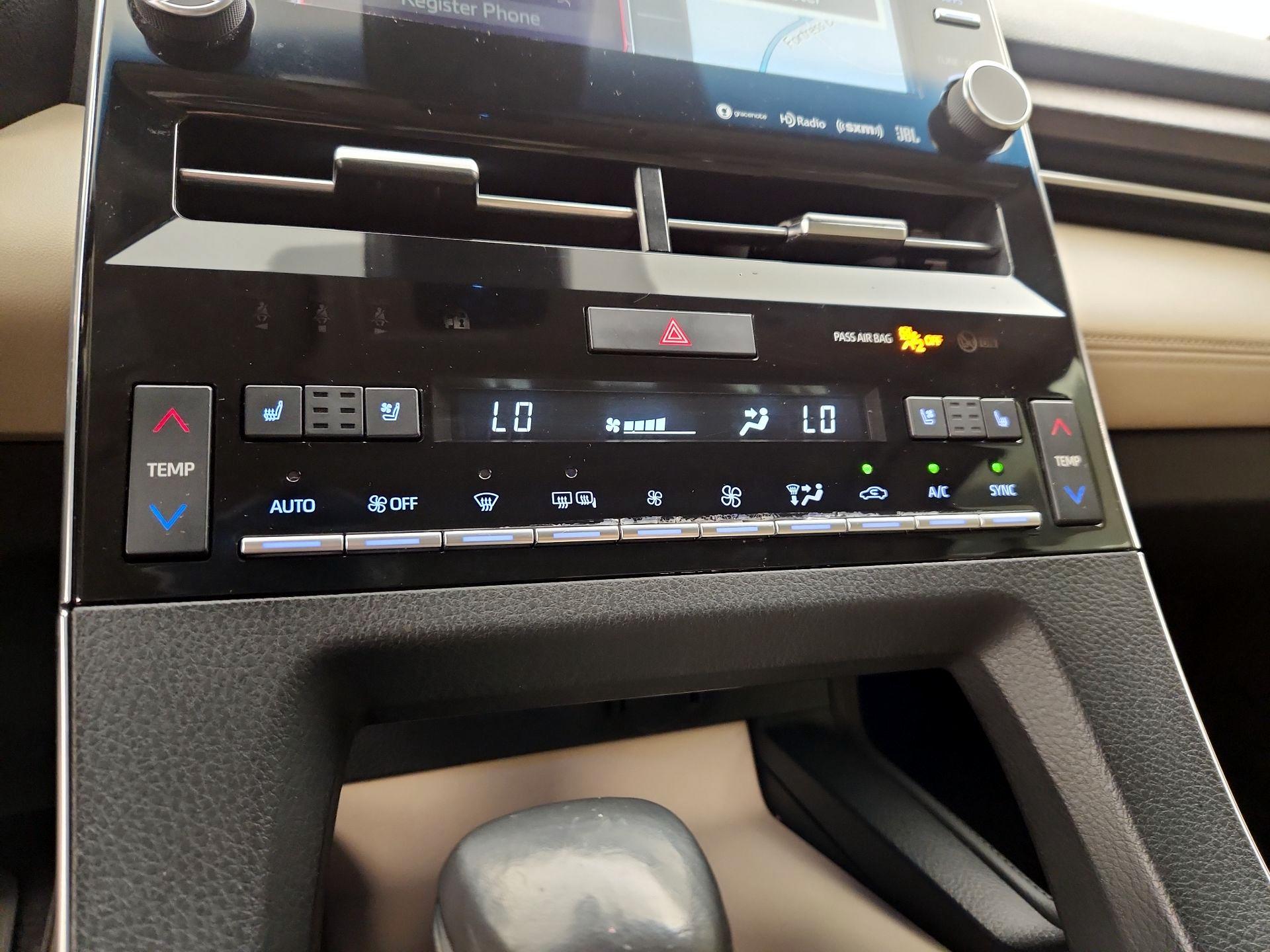 Thumbnail: 2019 Toyota Avalon - 17