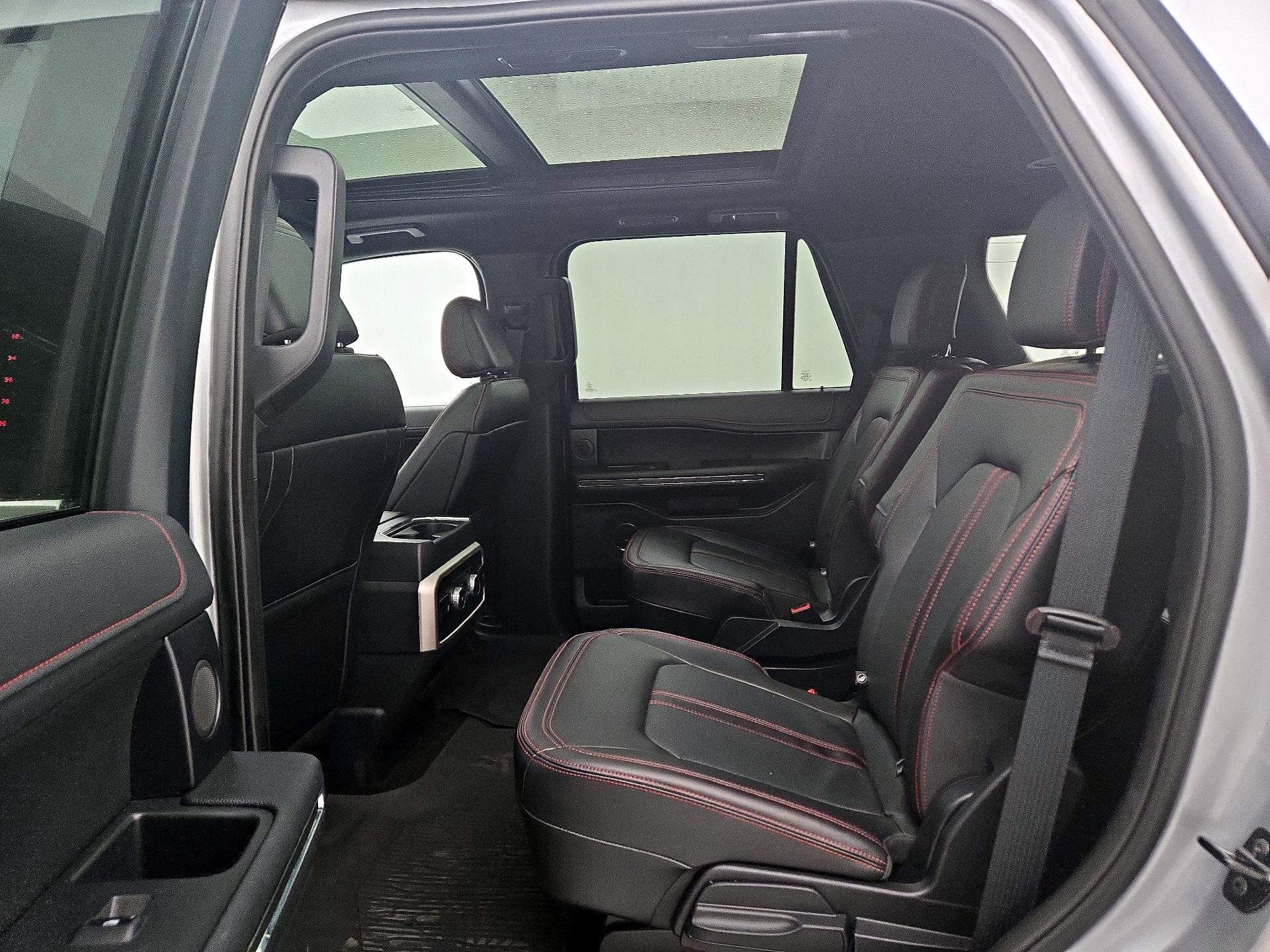 Thumbnail: 2022 Ford Expedition - 20