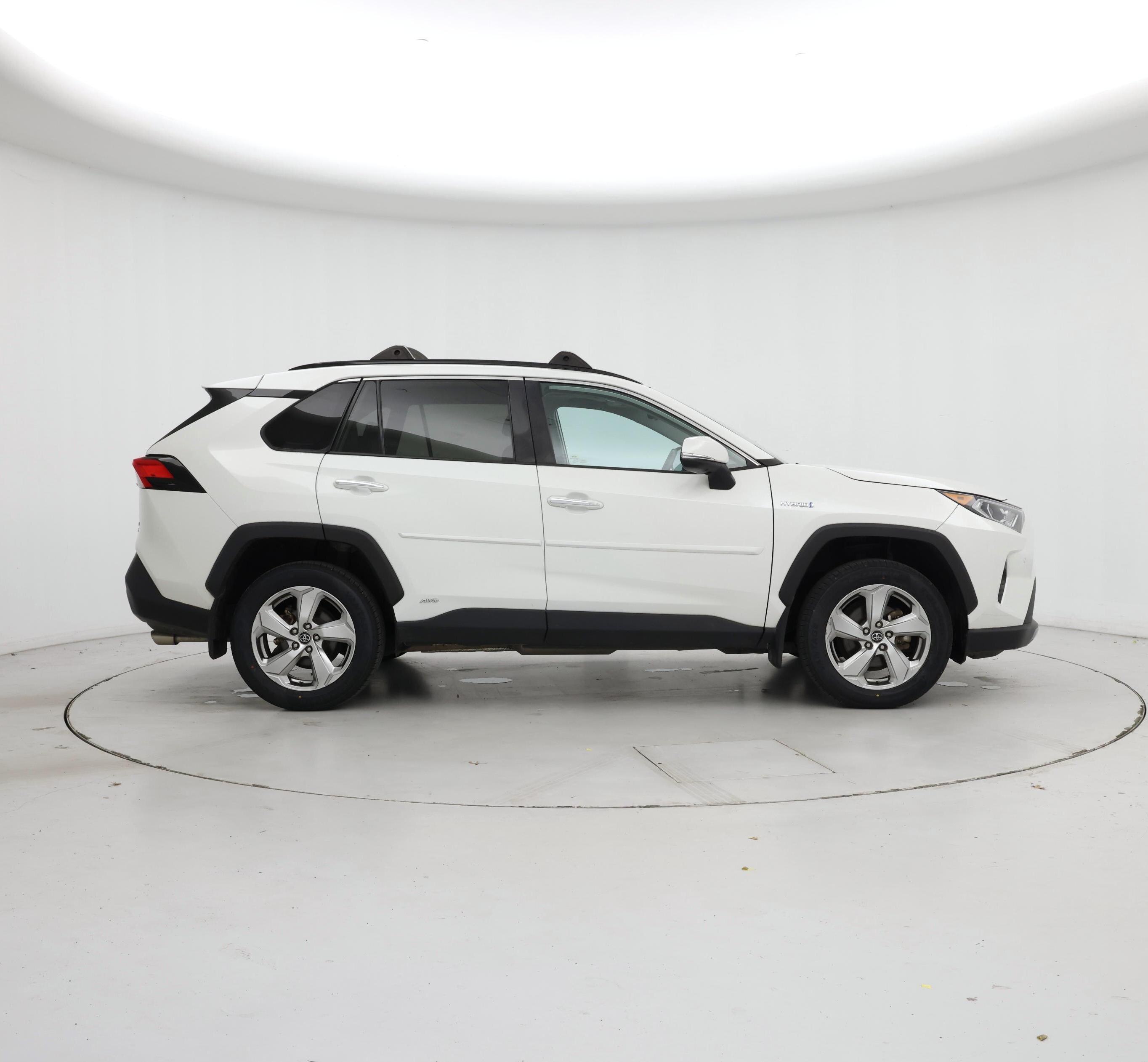 Thumbnail: 2020 Toyota RAV4 - 7