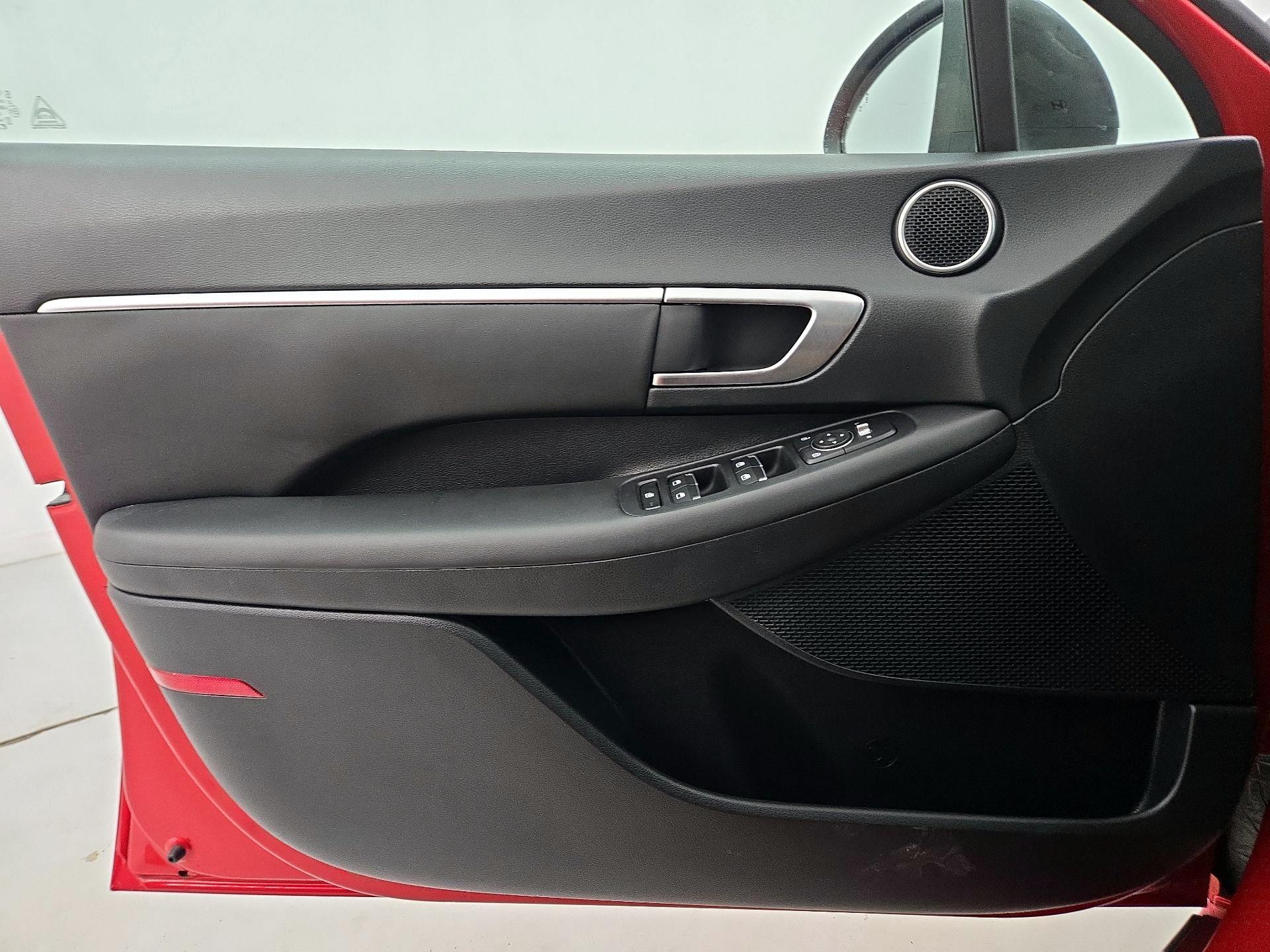 Thumbnail: 2021 Hyundai Sonata - 12