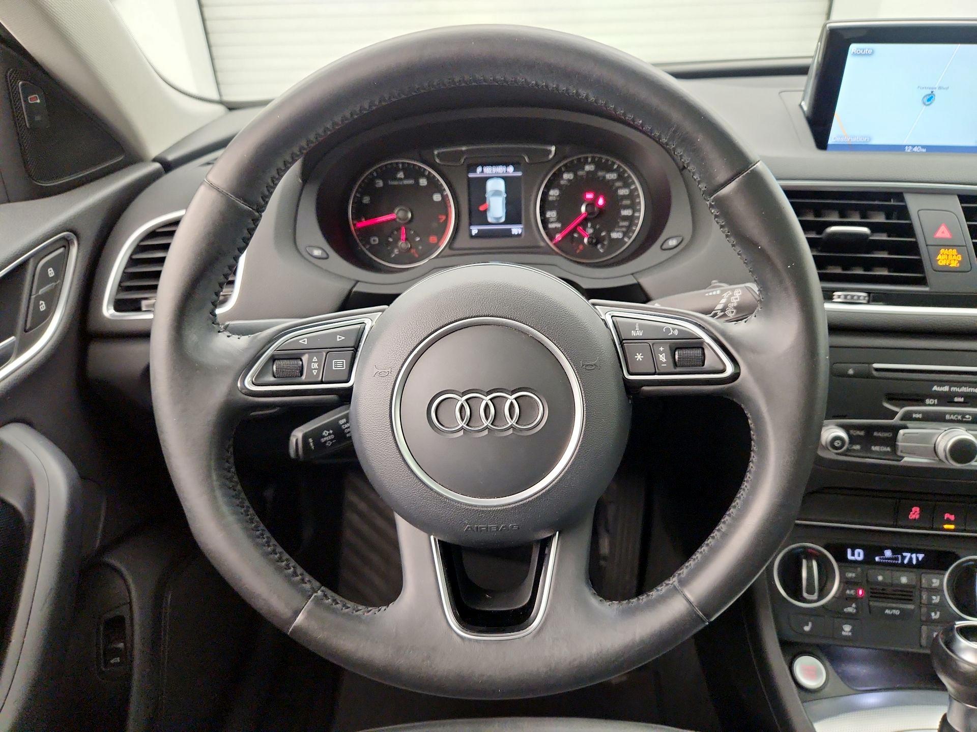 Thumbnail: 2016 Audi Q3 - 10