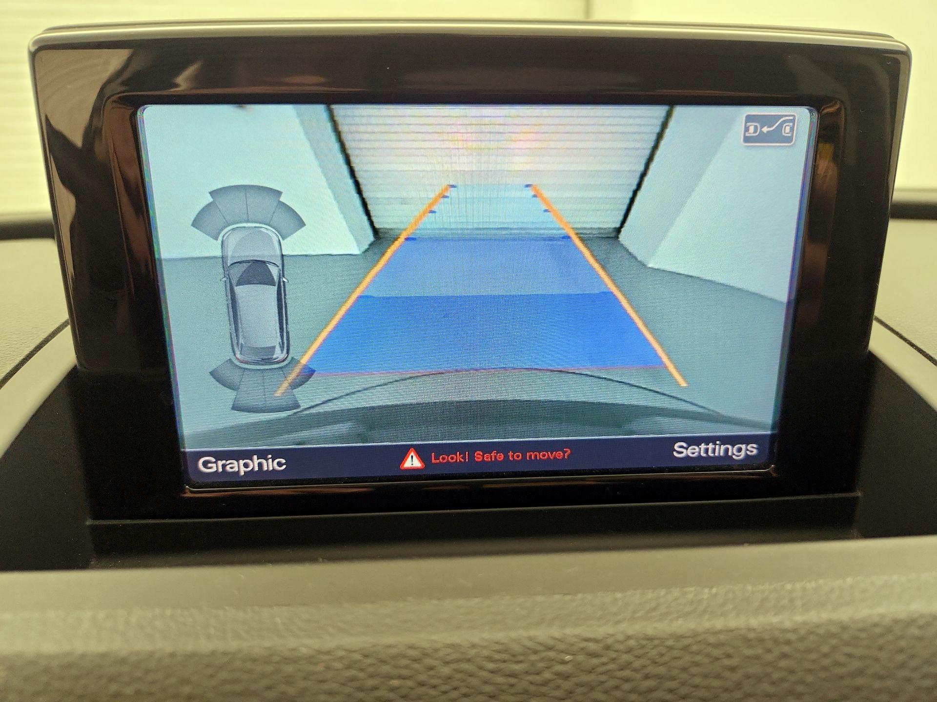 Thumbnail: 2016 Audi Q3 - 15