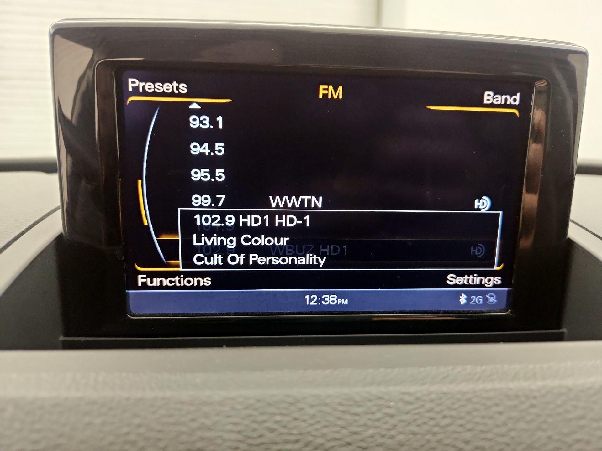 Thumbnail: 2016 Audi Q3 - 16