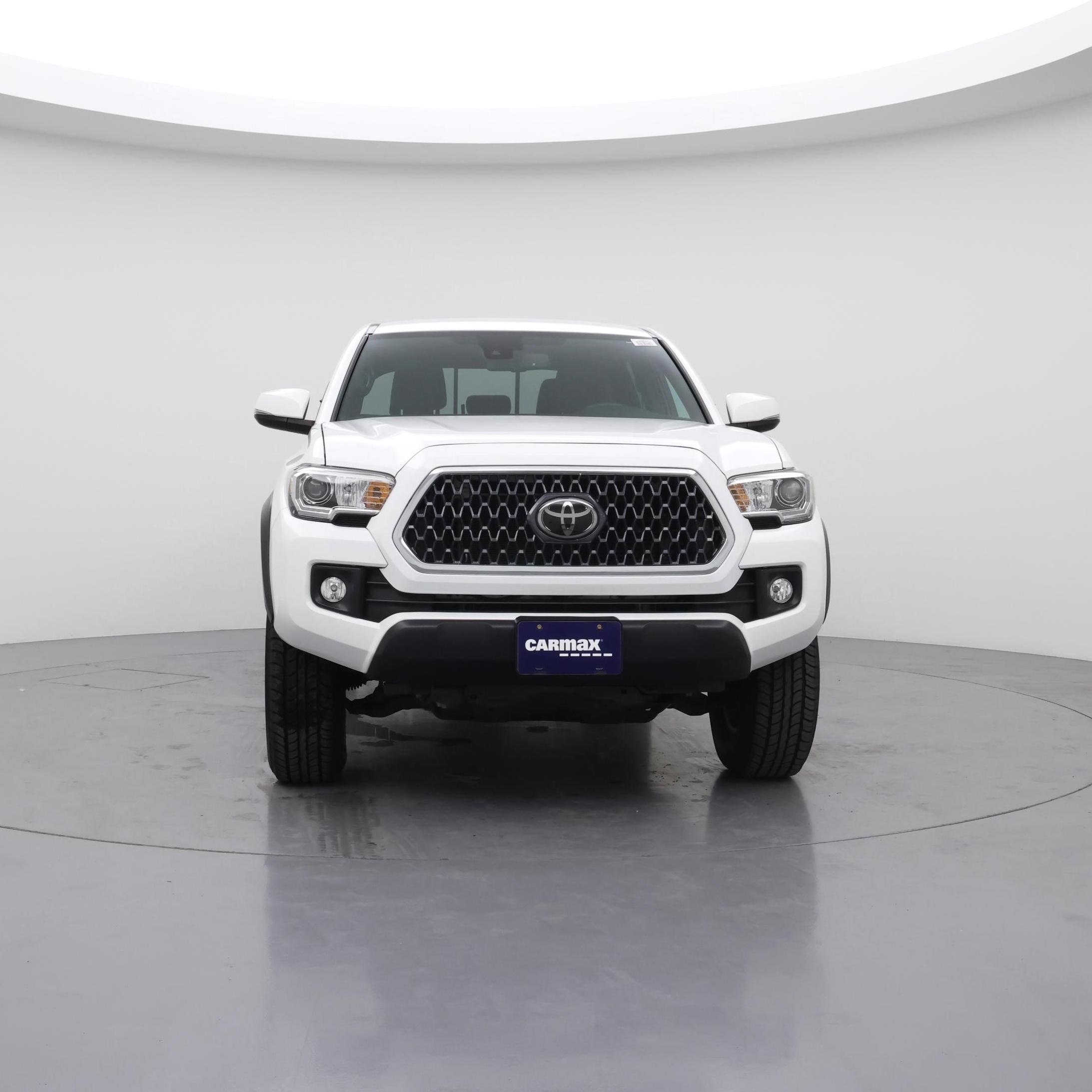 Thumbnail: 2019 Toyota Tacoma - 5