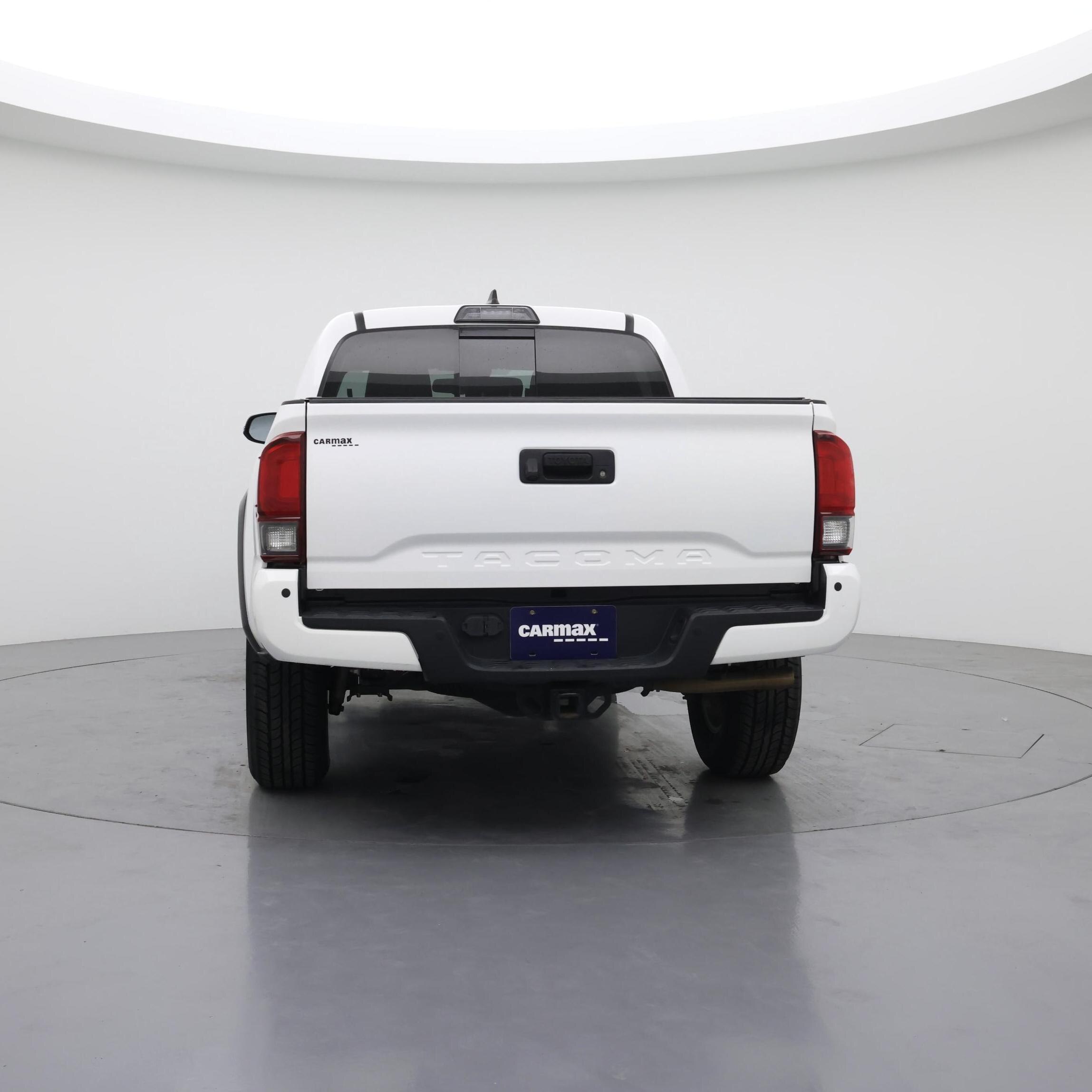 Thumbnail: 2019 Toyota Tacoma - 6