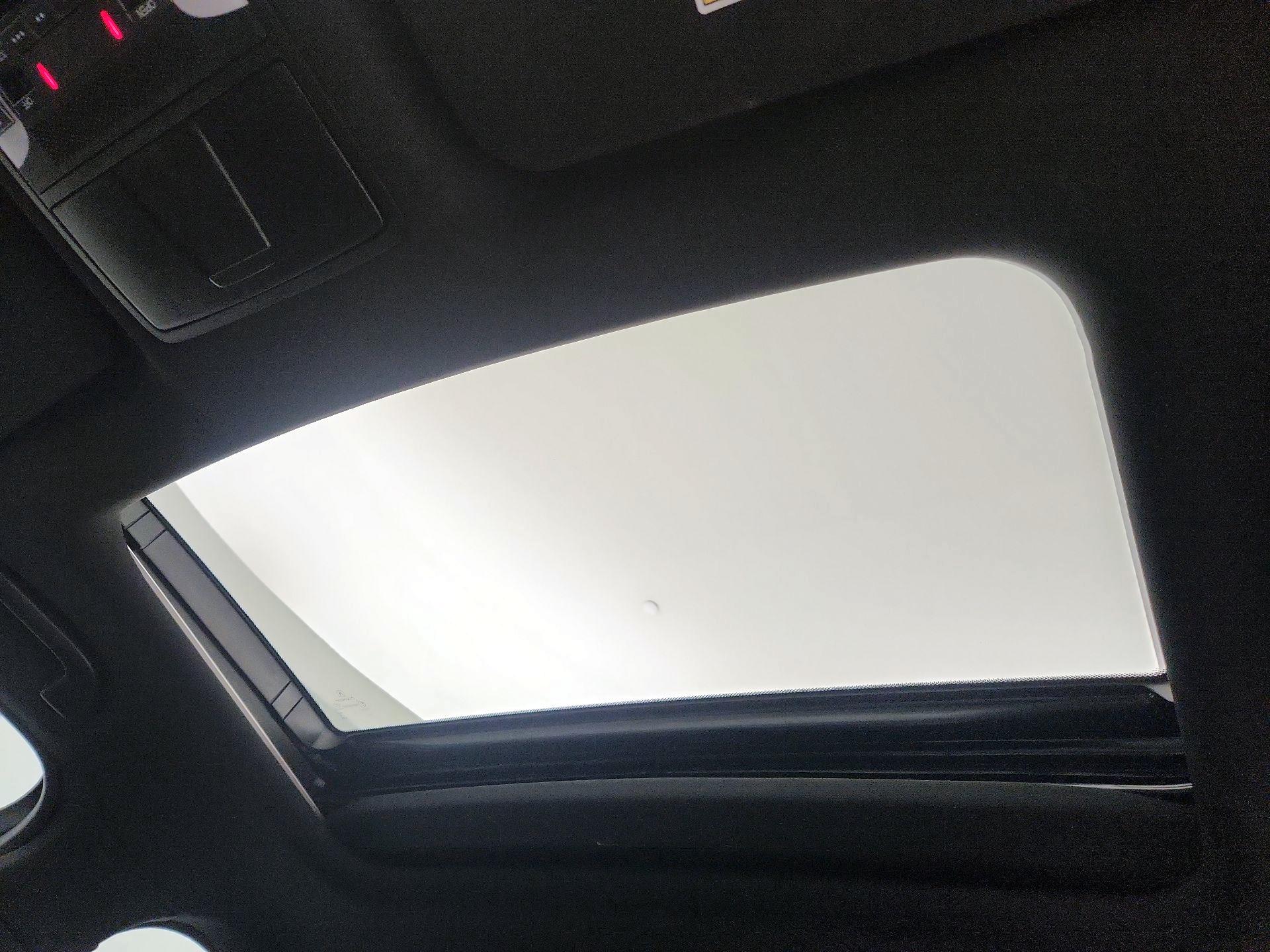 Thumbnail: 2020 Acura TLX - 20