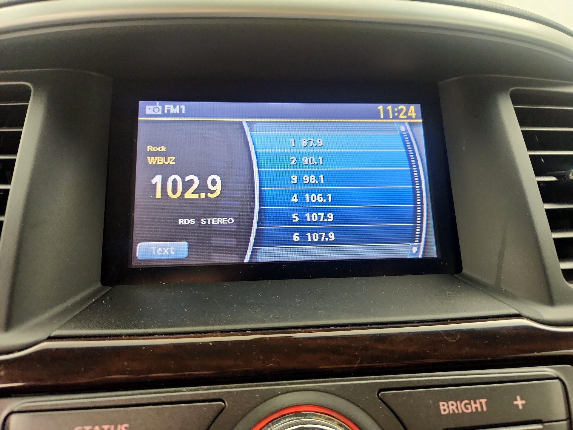 Thumbnail: 2014 Nissan Pathfinder - 15