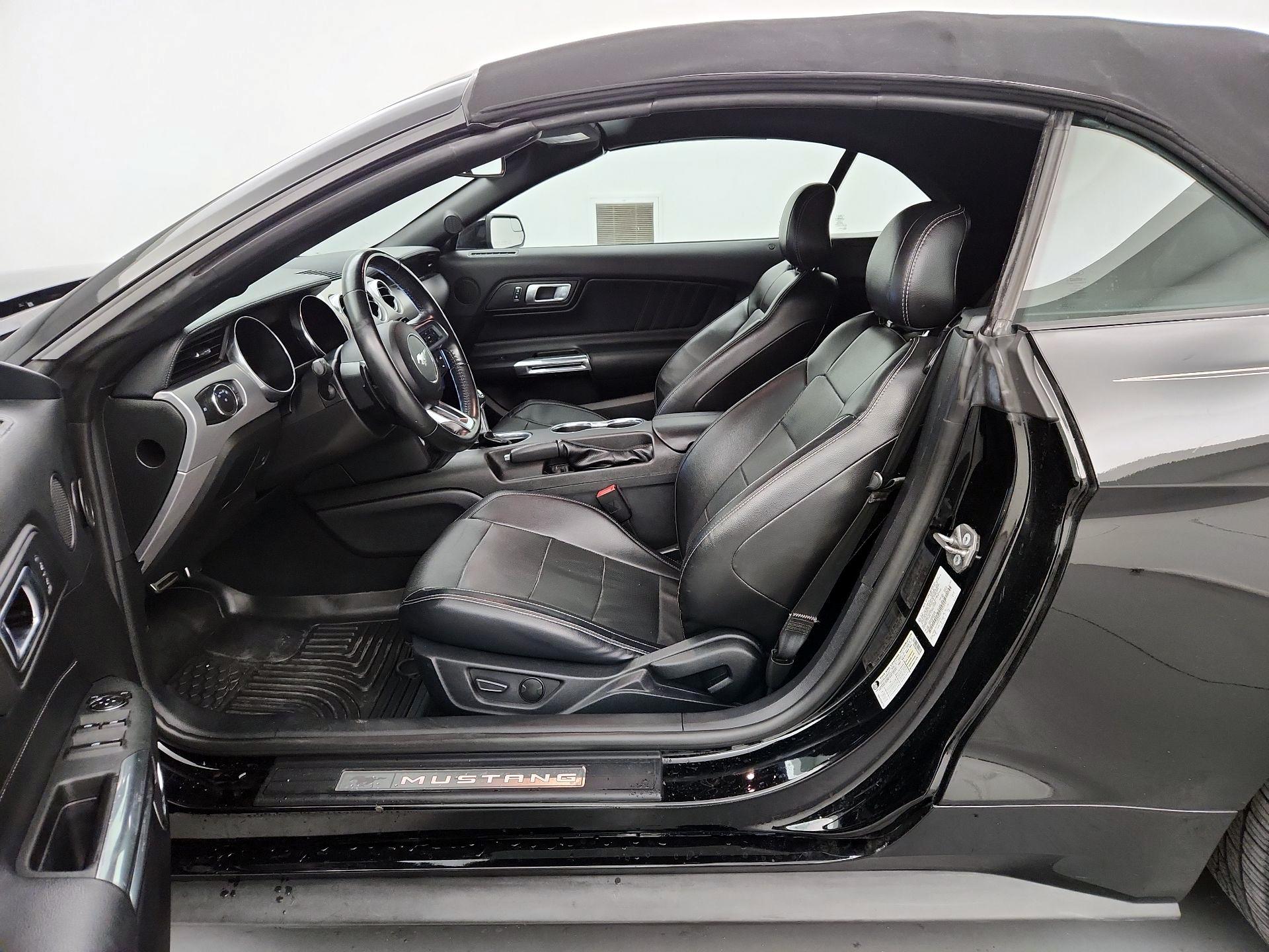 Thumbnail: 2020 Ford Mustang - 11