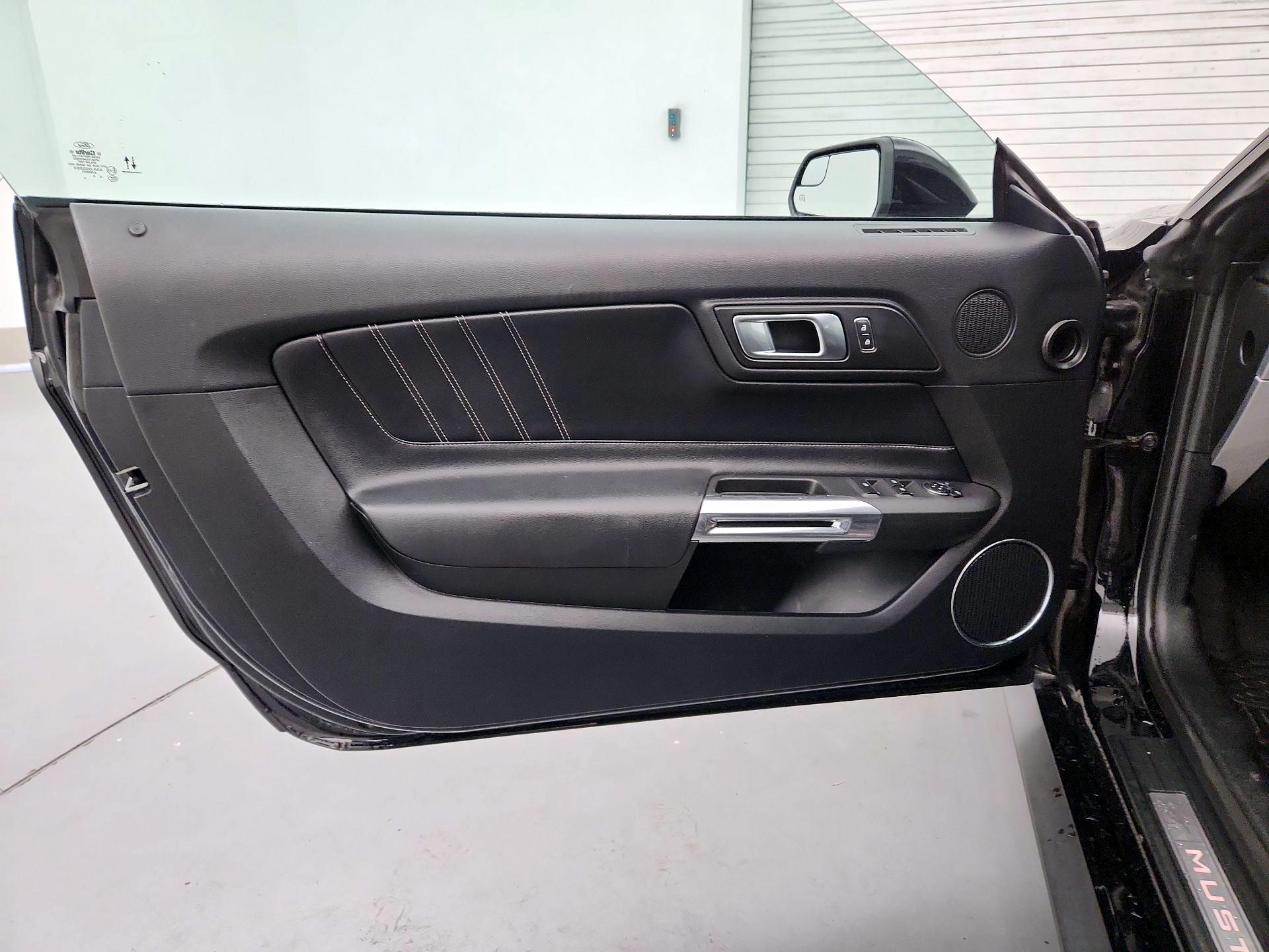 Thumbnail: 2020 Ford Mustang - 12