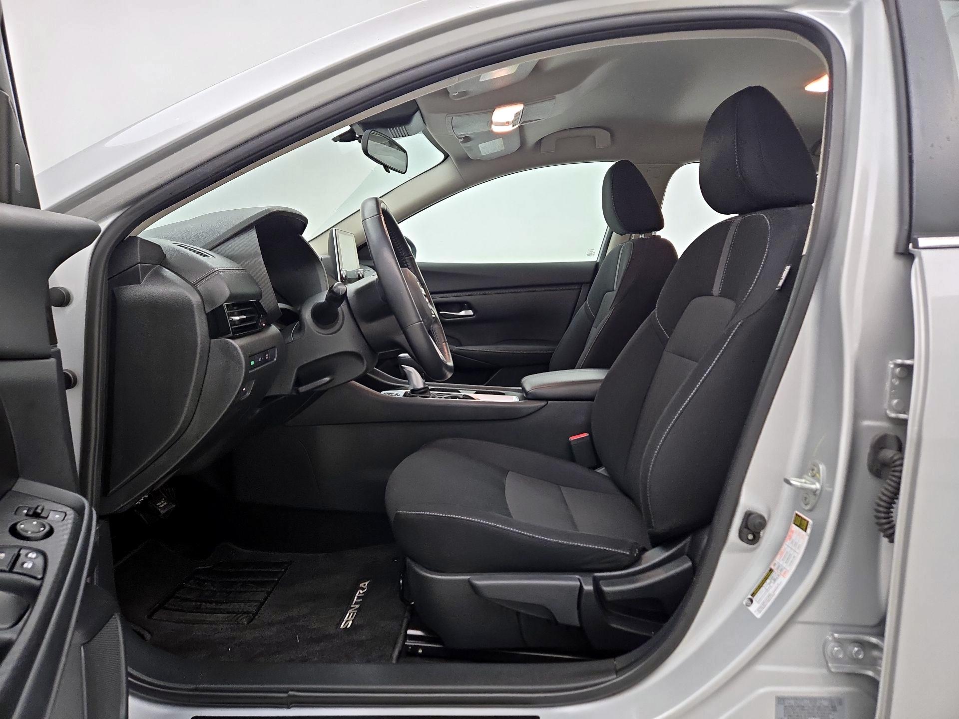 Thumbnail: 2022 Nissan Sentra - 11