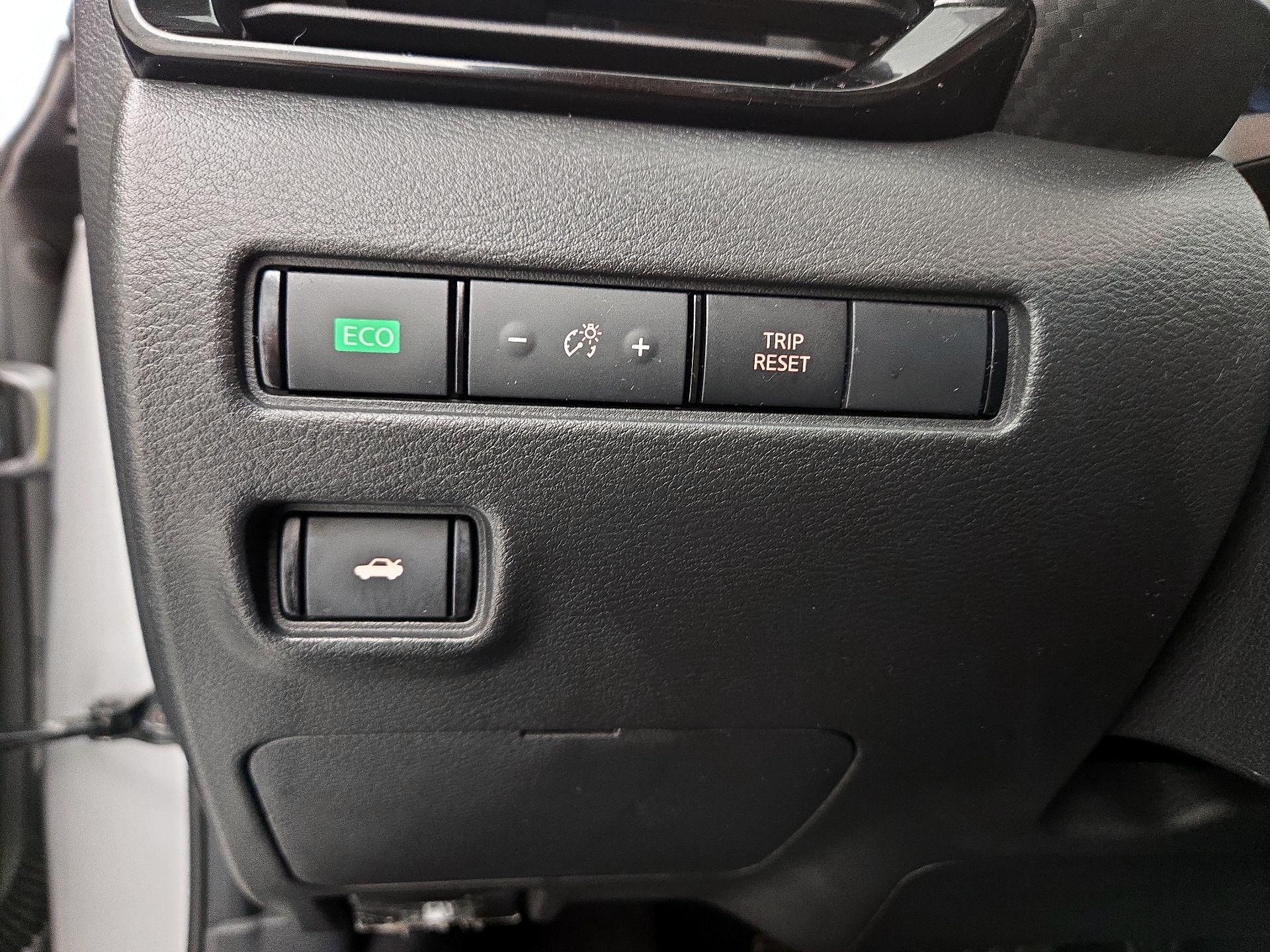 Thumbnail: 2022 Nissan Sentra - 13