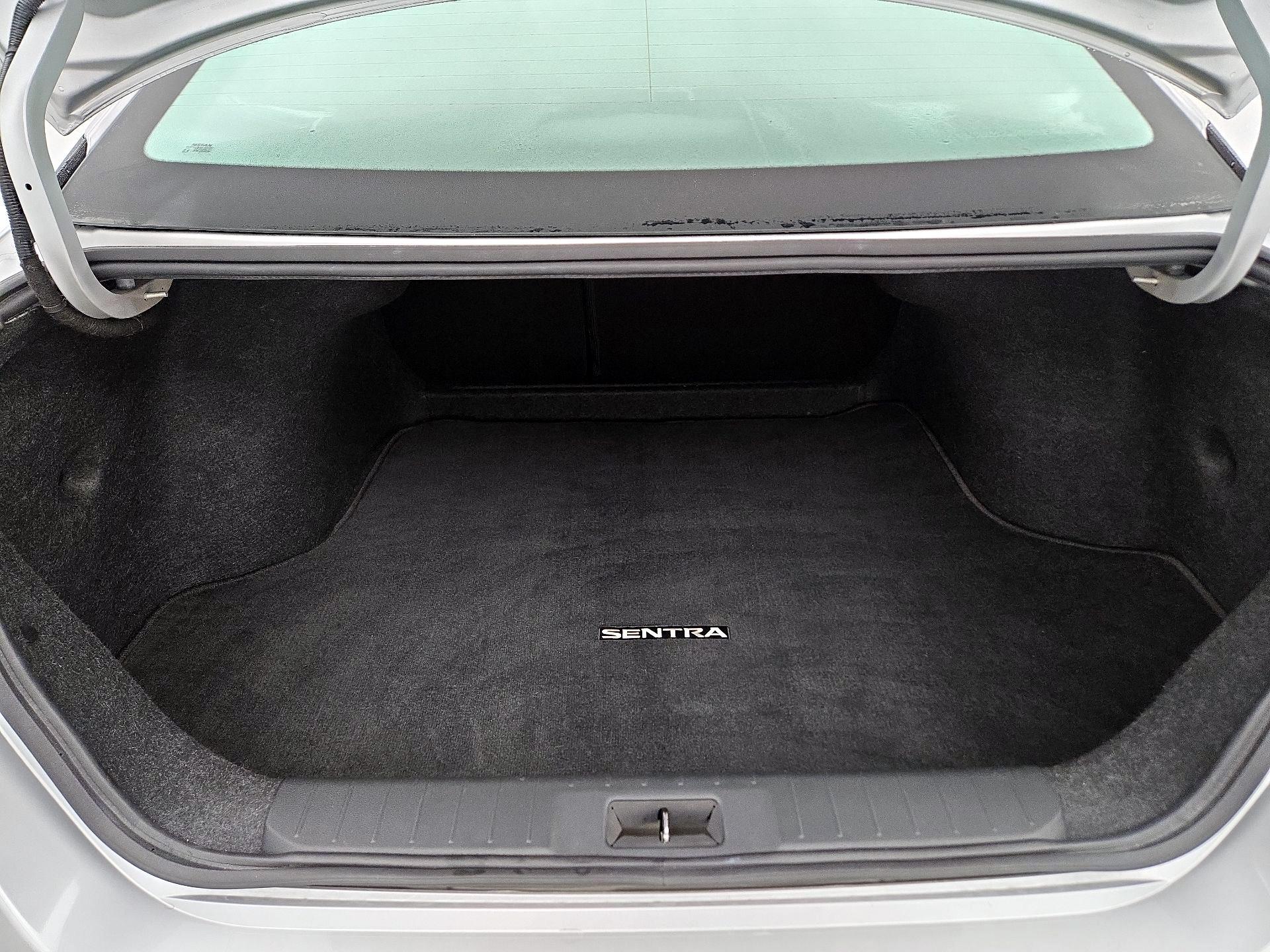 Thumbnail: 2022 Nissan Sentra - 20
