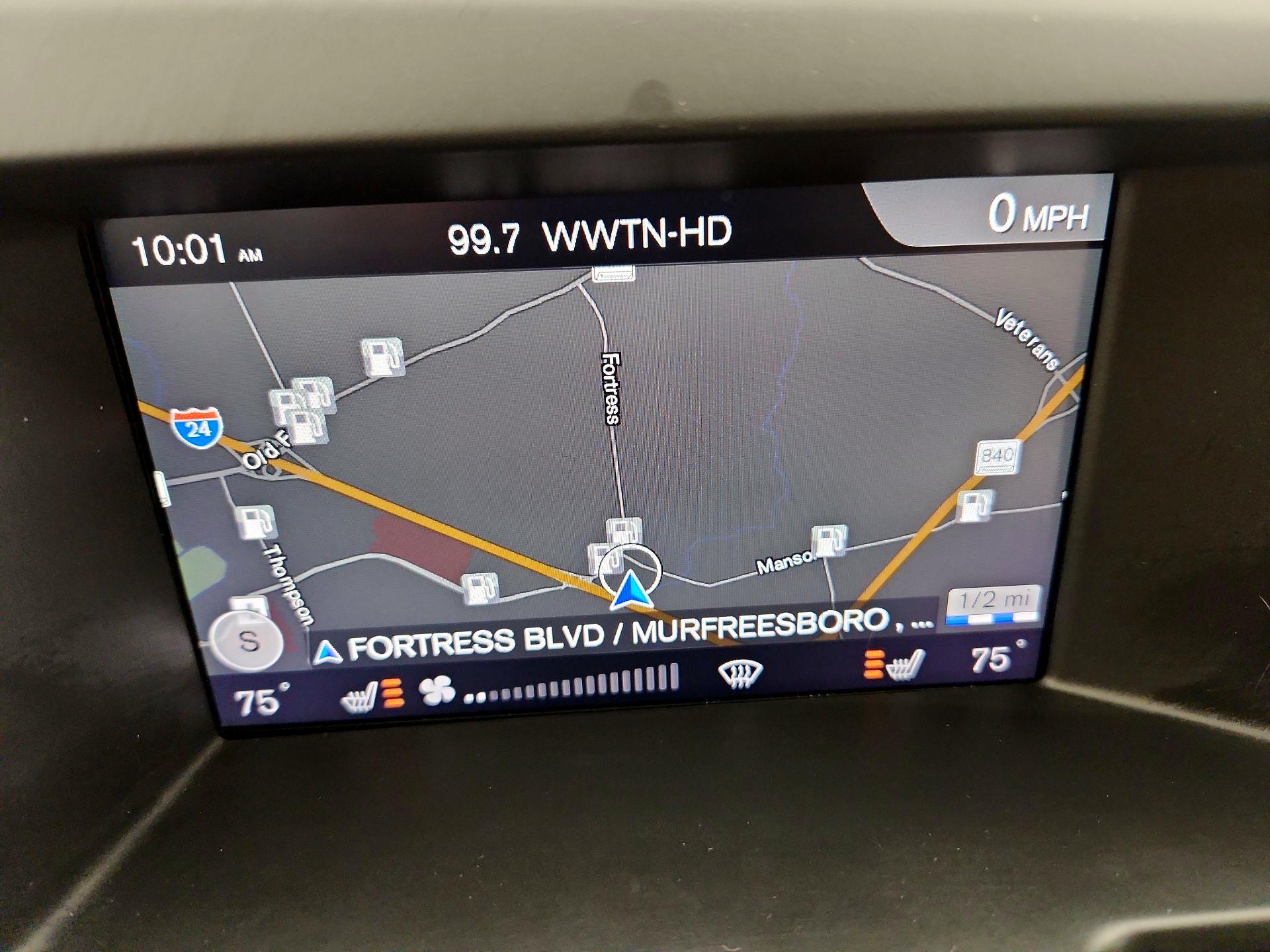 Thumbnail: 2017 Volvo XC60 - 14