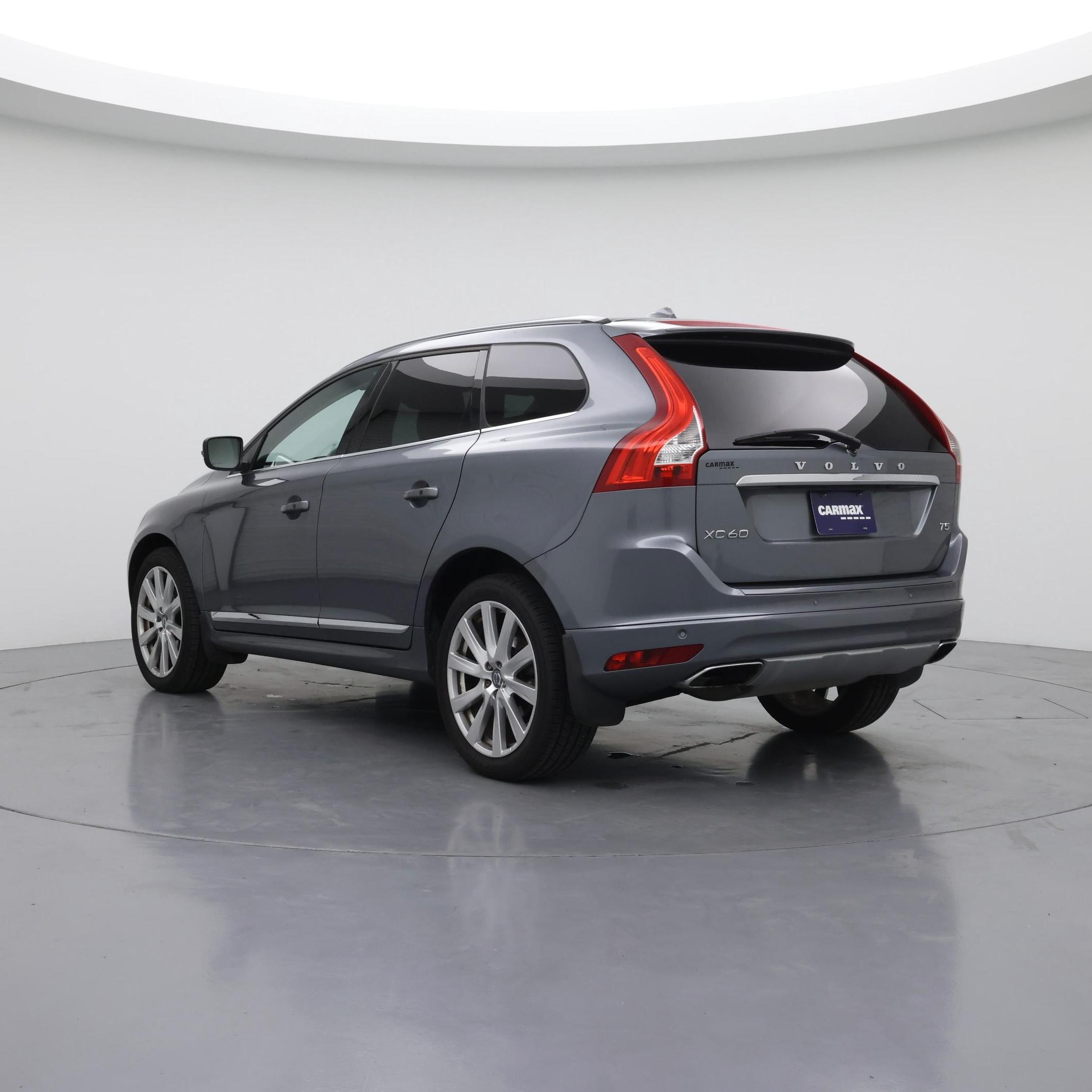 Thumbnail: 2017 Volvo XC60 - 2