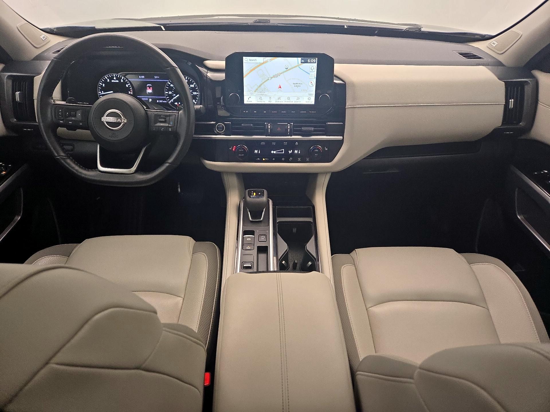 Thumbnail: 2022 Nissan Pathfinder - 9