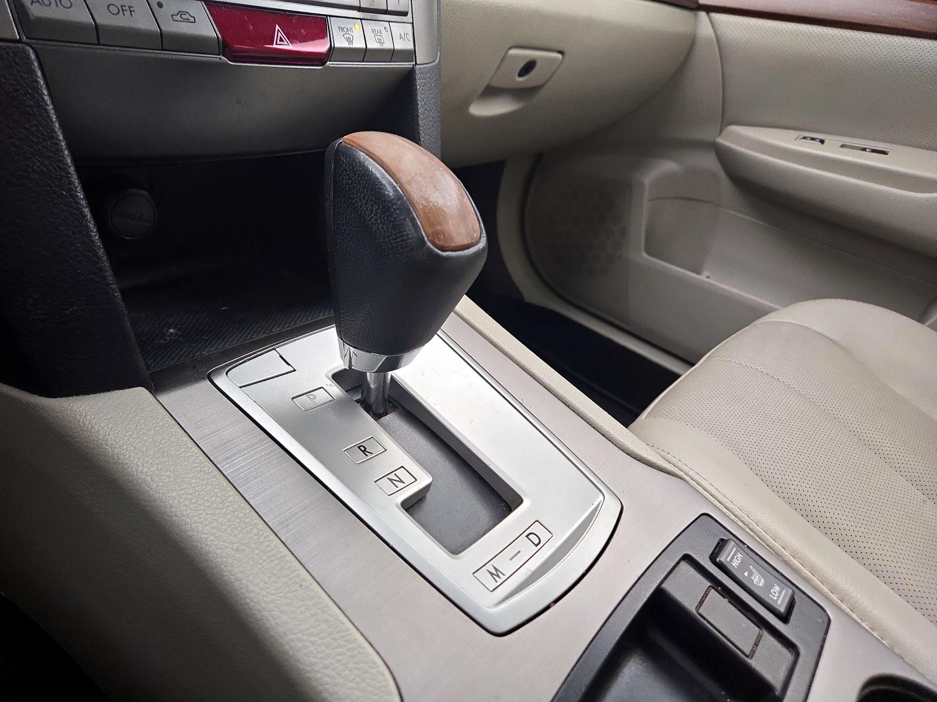 Thumbnail: 2014 Subaru Outback - 18