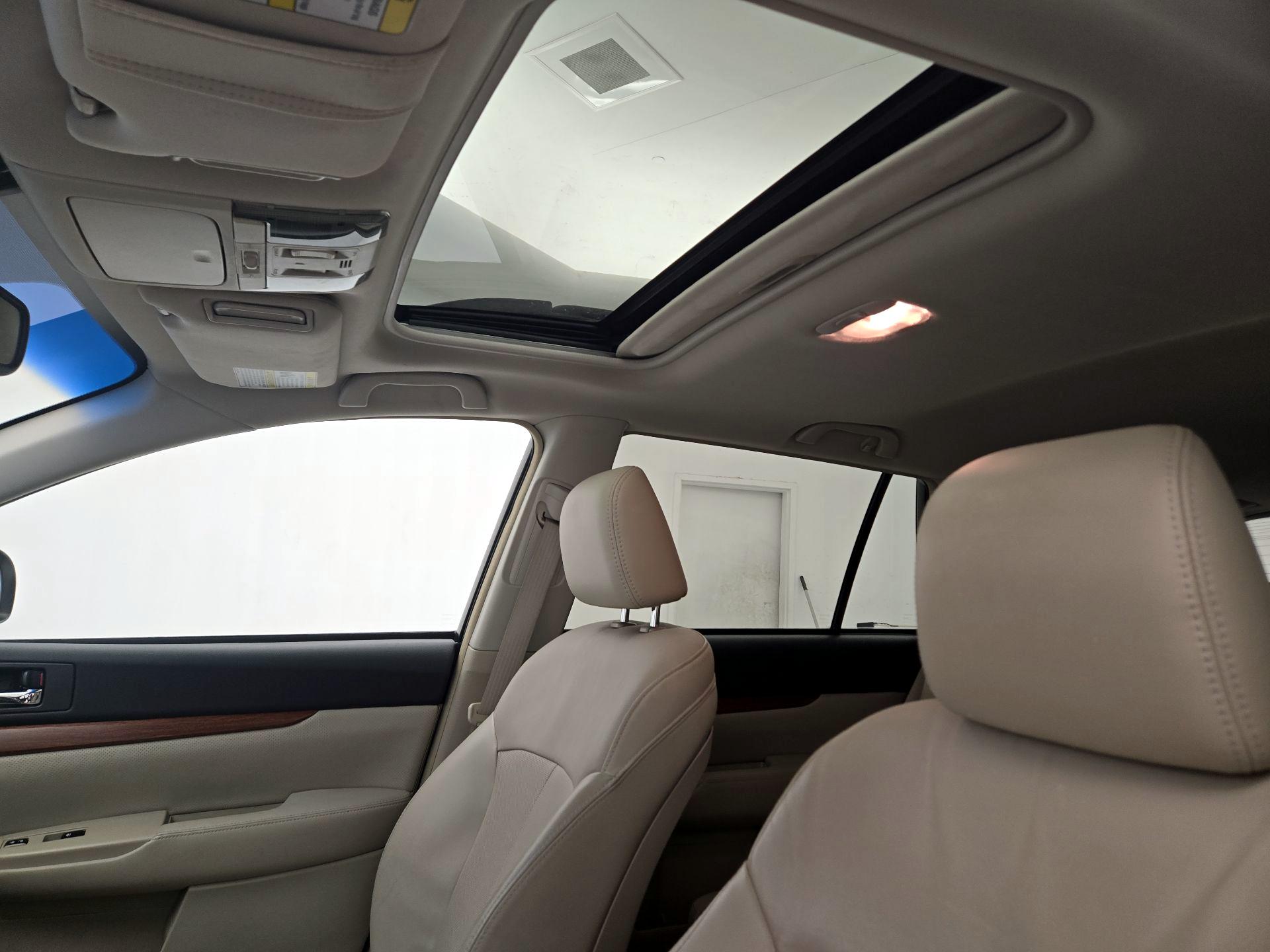 Thumbnail: 2014 Subaru Outback - 20