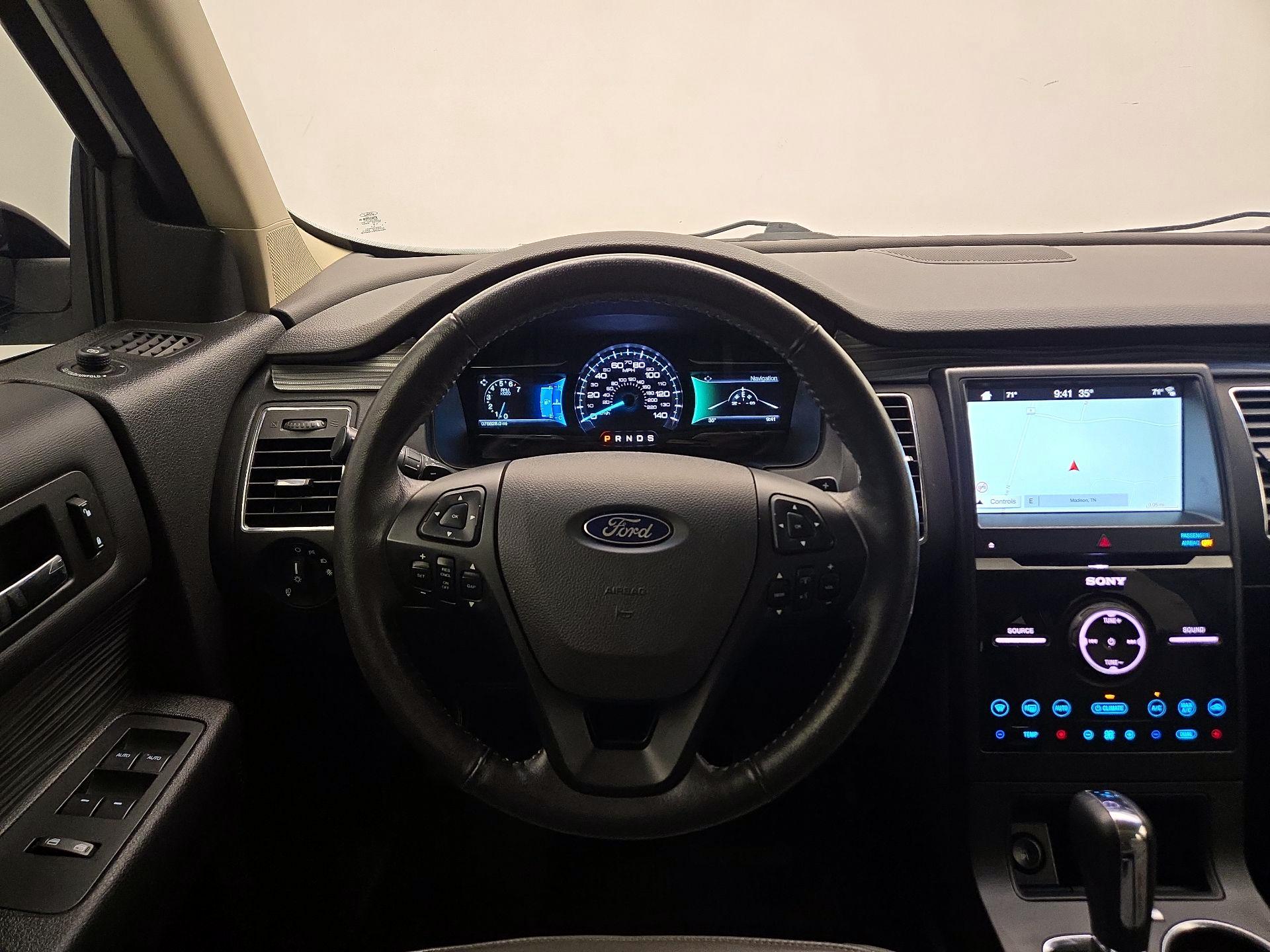 Thumbnail: 2019 Ford Flex - 10