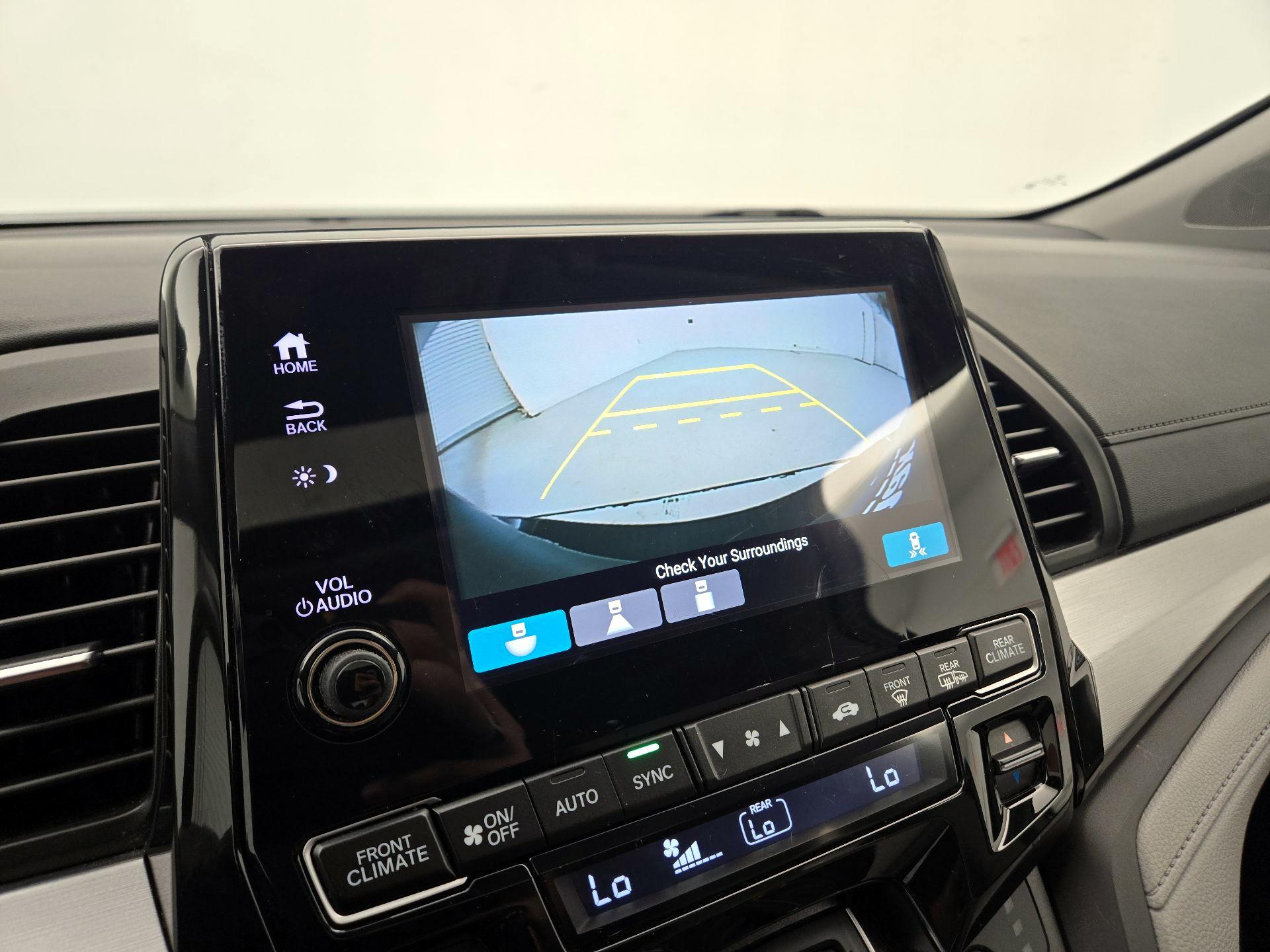 Thumbnail: 2019 Honda Odyssey - 14