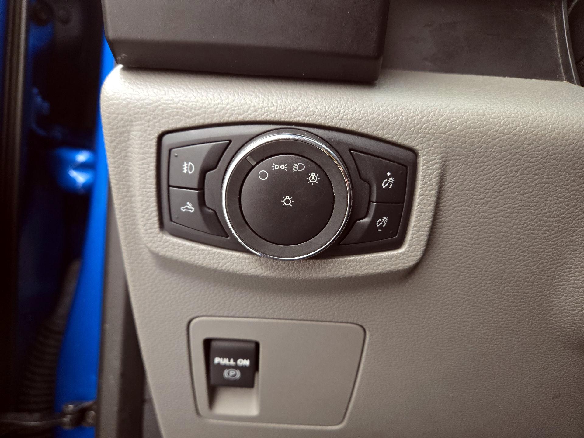 Thumbnail: 2019 Ford F-150 - 13