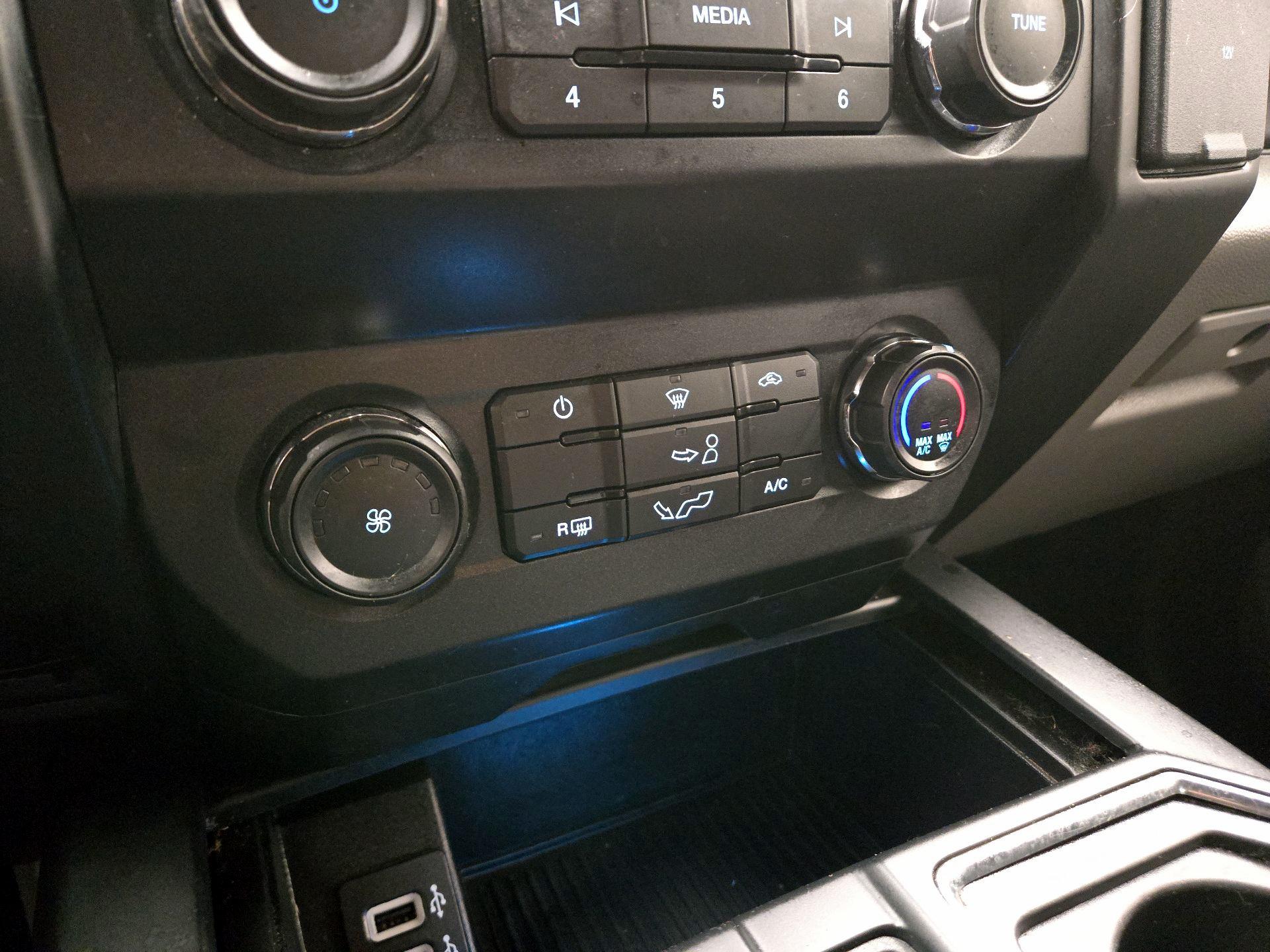 Thumbnail: 2019 Ford F-150 - 16