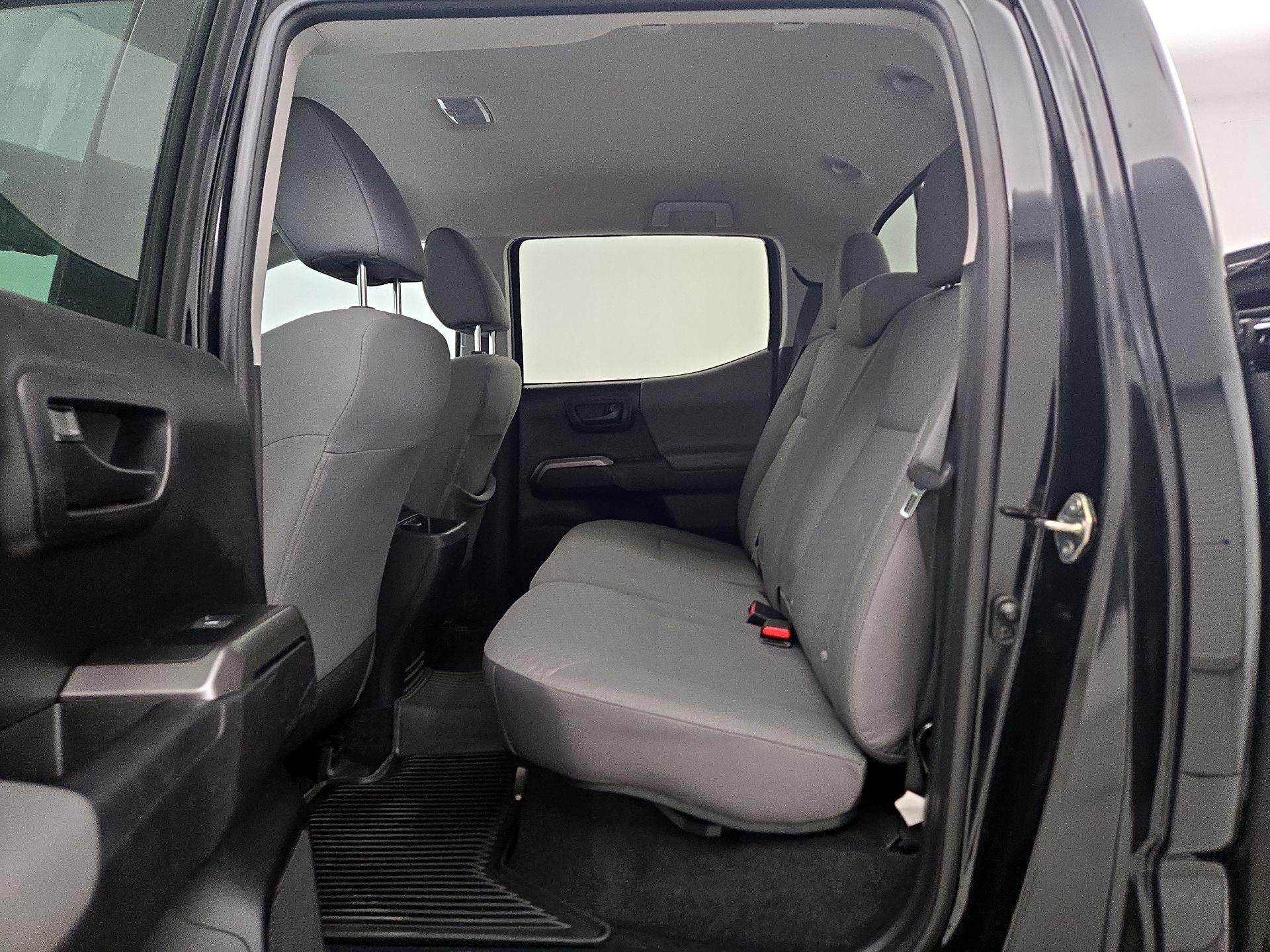 Thumbnail: 2020 Toyota Tacoma - 19