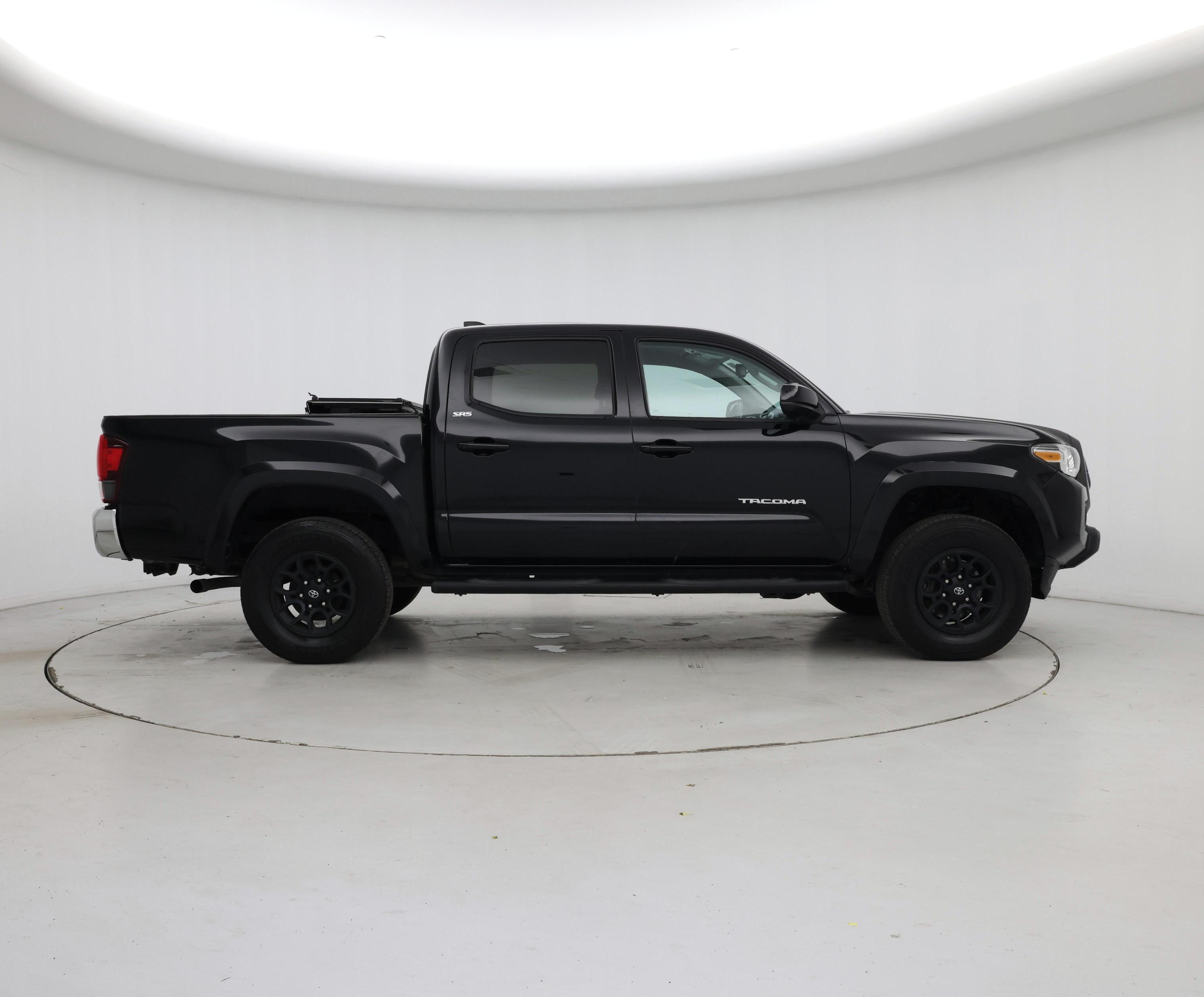 Thumbnail: 2020 Toyota Tacoma - 7