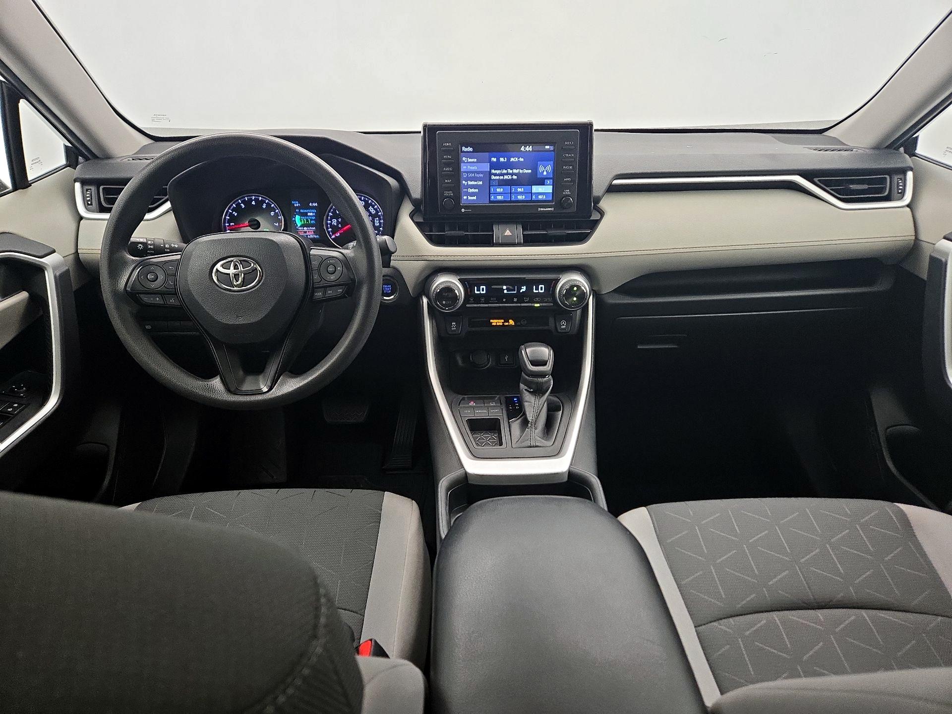 Thumbnail: 2021 Toyota RAV4 - 9