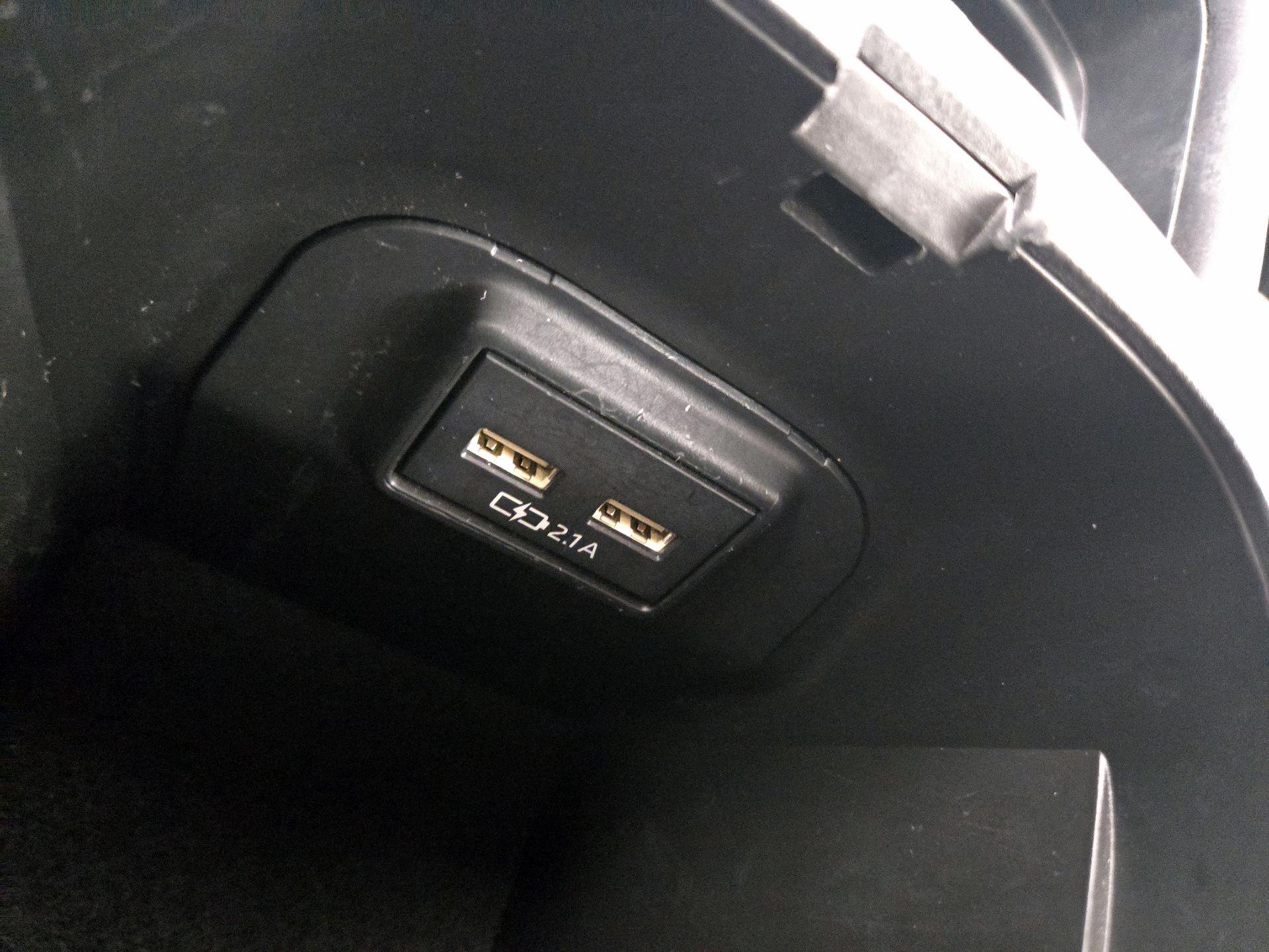 Thumbnail: 2021 Toyota RAV4 - 18