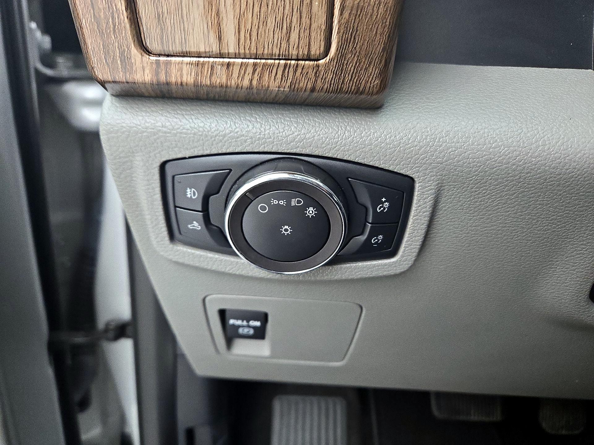 Thumbnail: 2019 Ford F-150 - 13