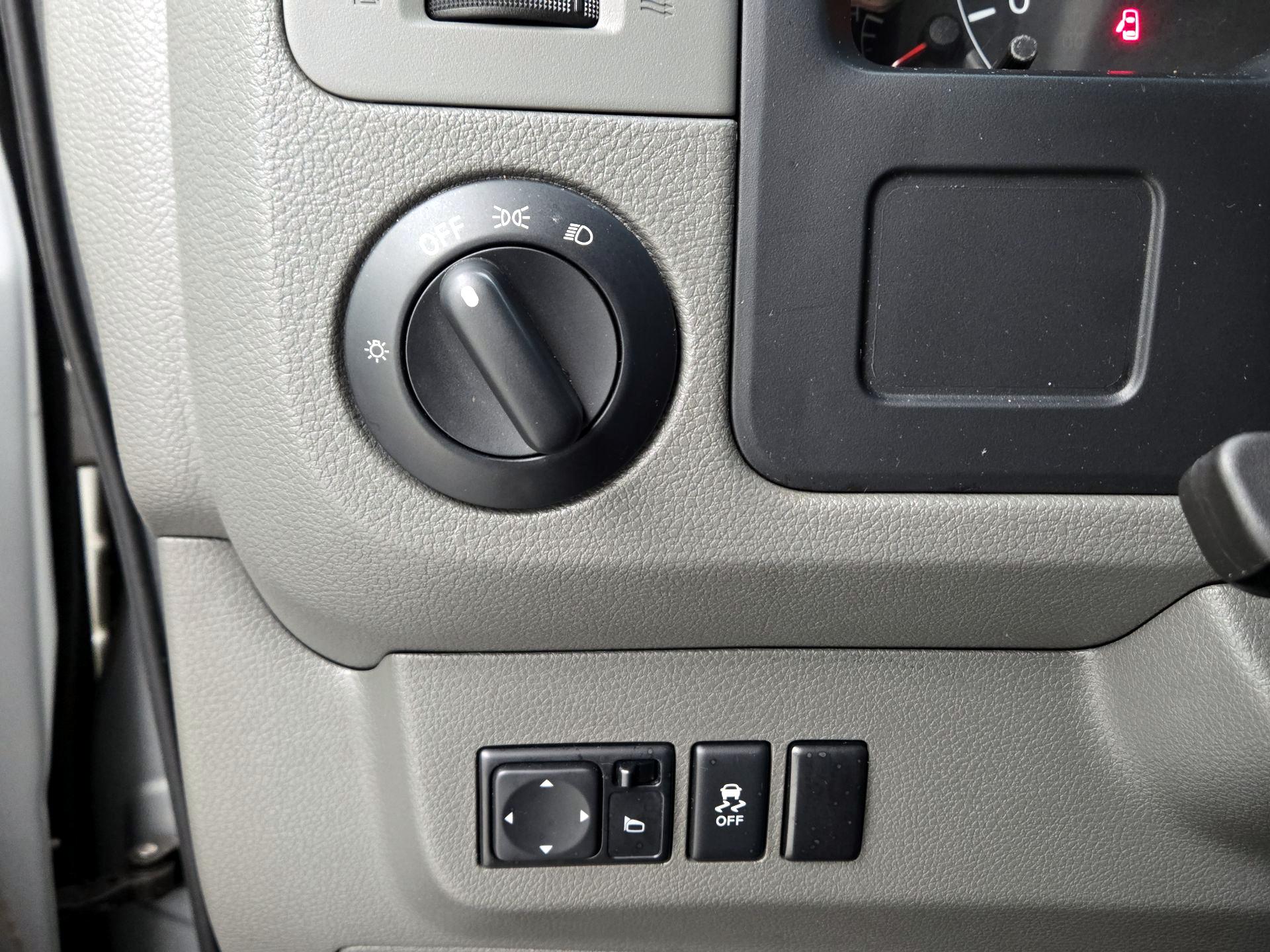 Thumbnail: 2016 Nissan NV - 13