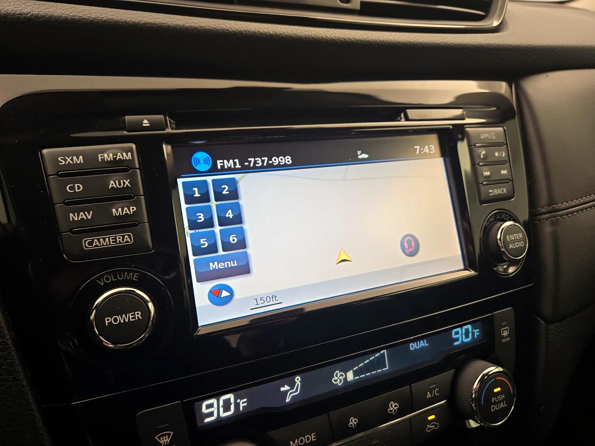 Thumbnail: 2017 Nissan Rogue - 14