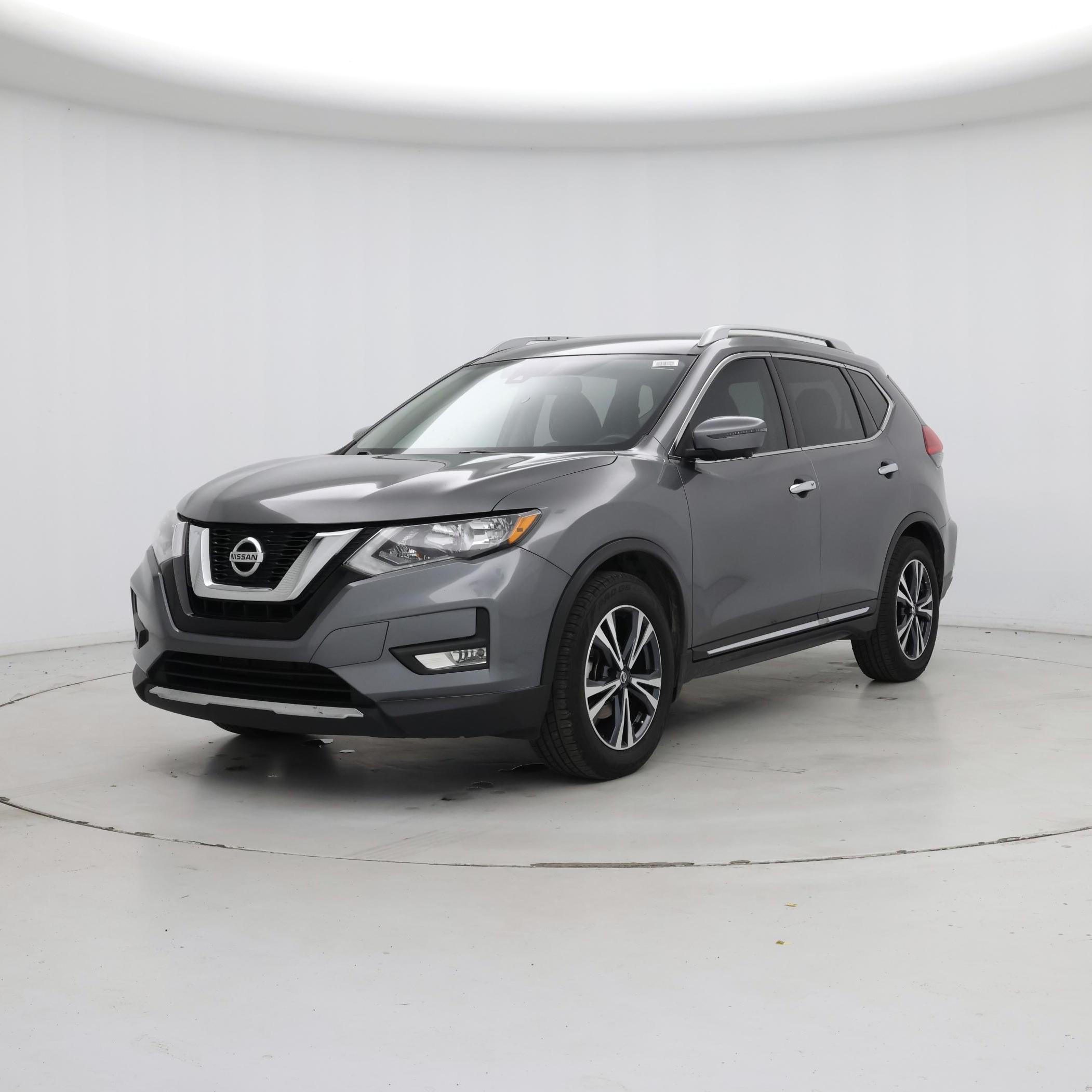 Thumbnail: 2017 Nissan Rogue - 4