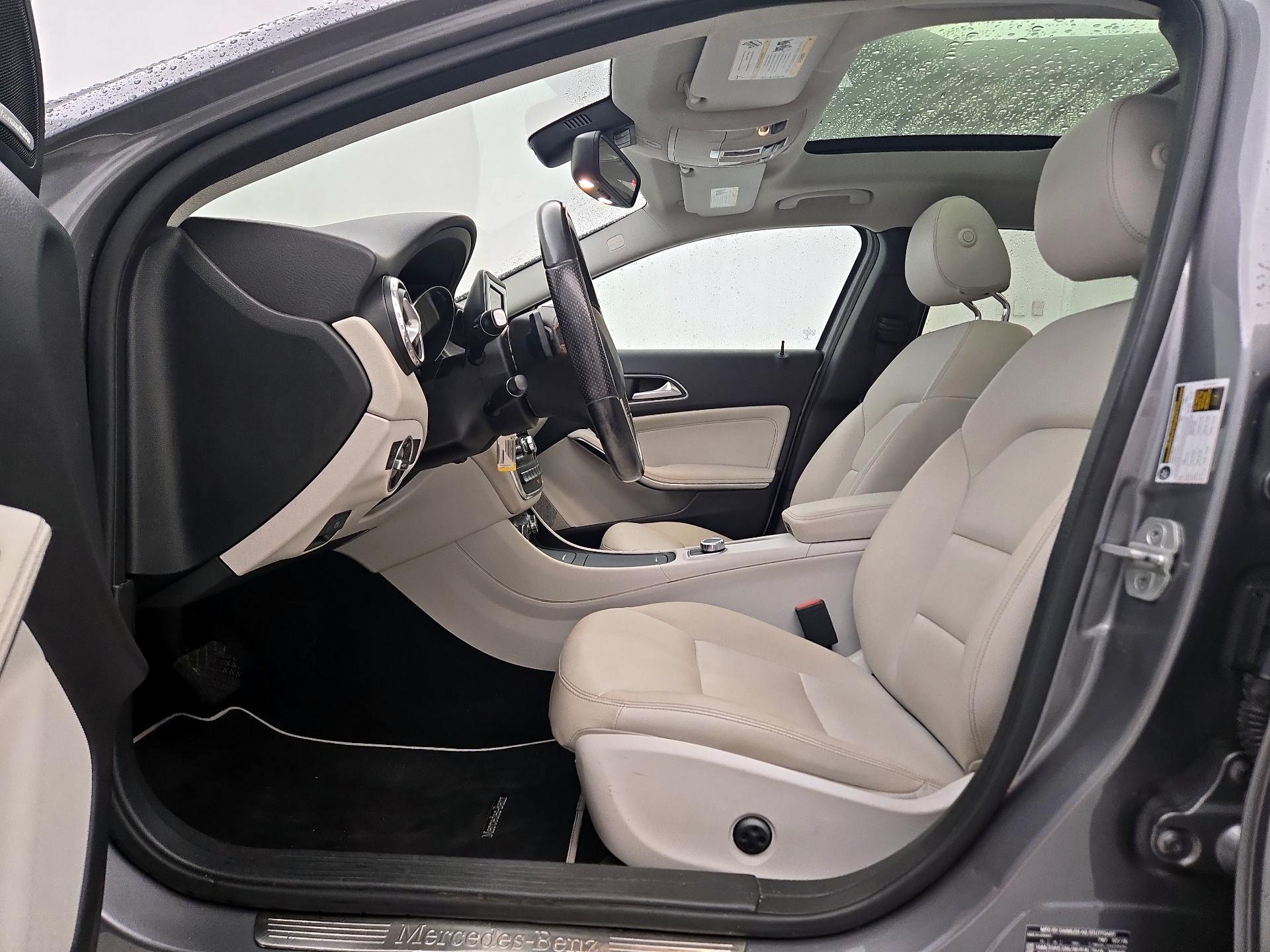 Thumbnail: 2015 Mercedes-Benz GLA - 11