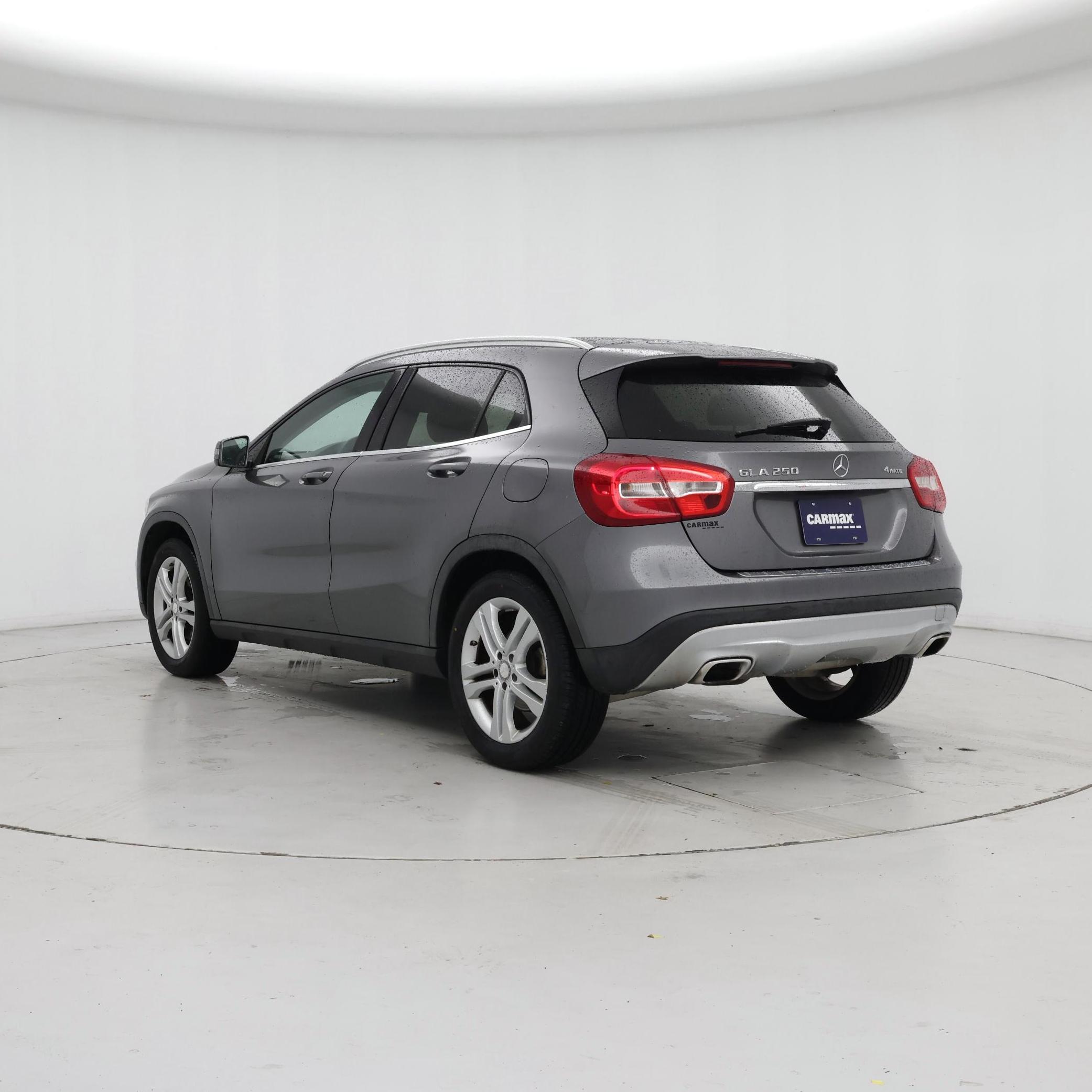 Thumbnail: 2015 Mercedes-Benz GLA - 2