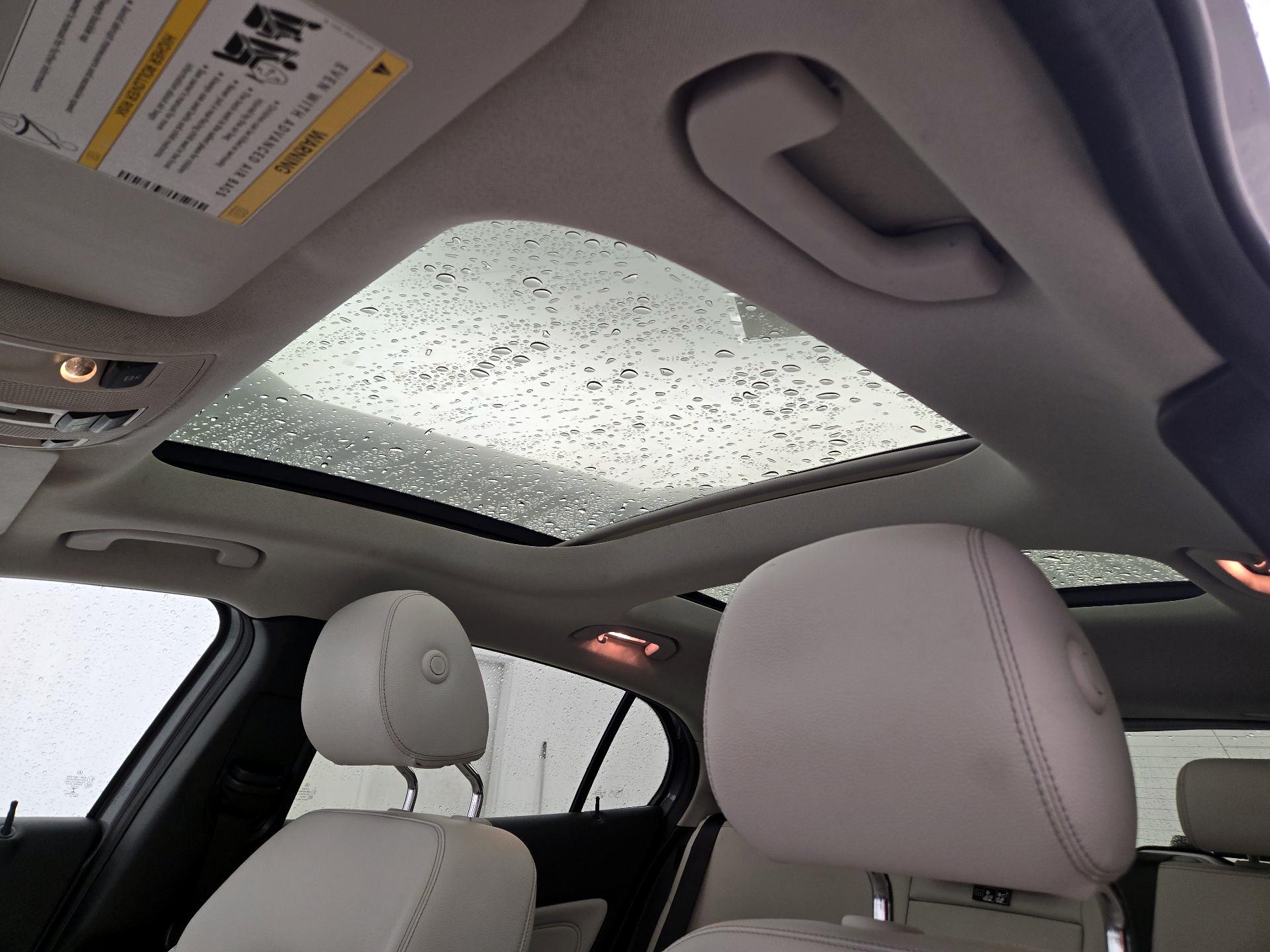 Thumbnail: 2015 Mercedes-Benz GLA - 20