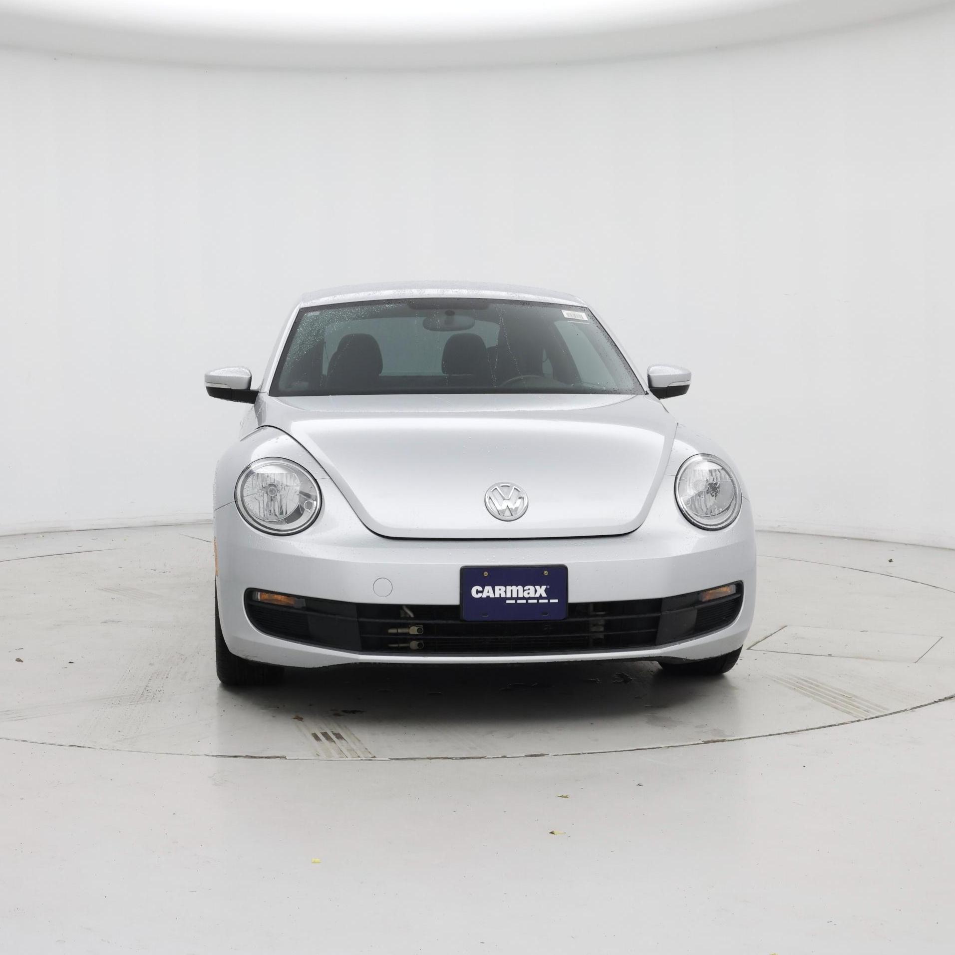 Thumbnail: 2015 Volkswagen Beetle - 5