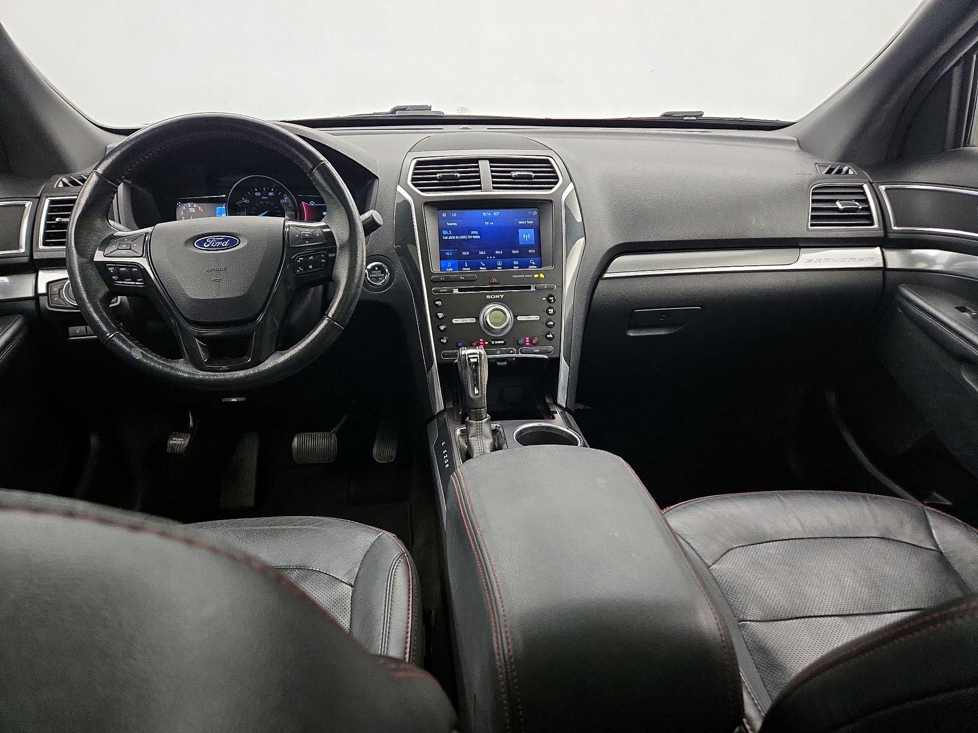 Thumbnail: 2017 Ford Explorer - 9