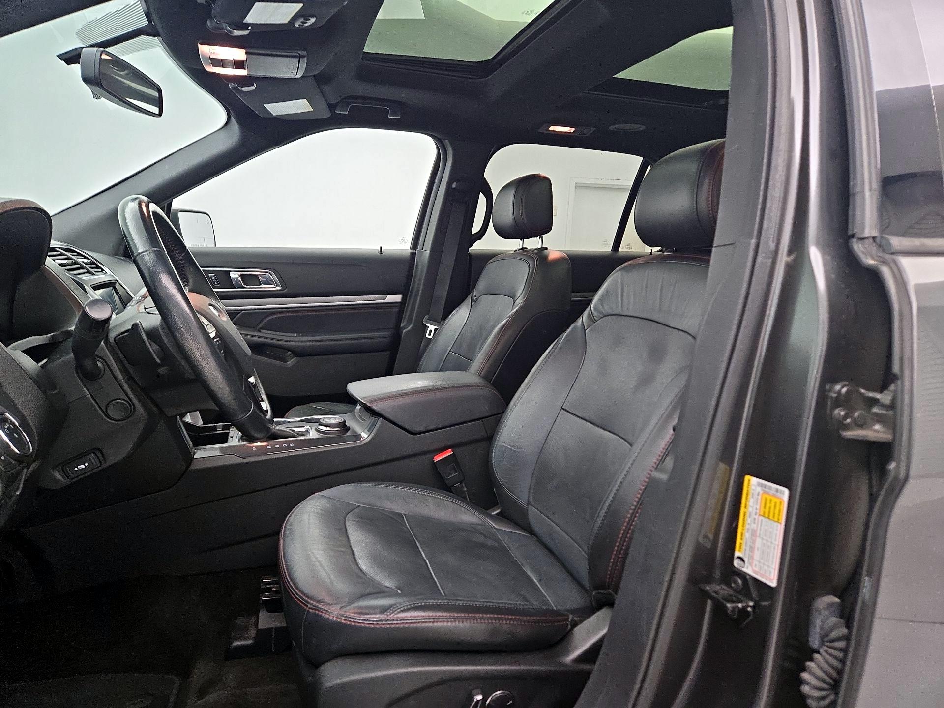 Thumbnail: 2017 Ford Explorer - 11