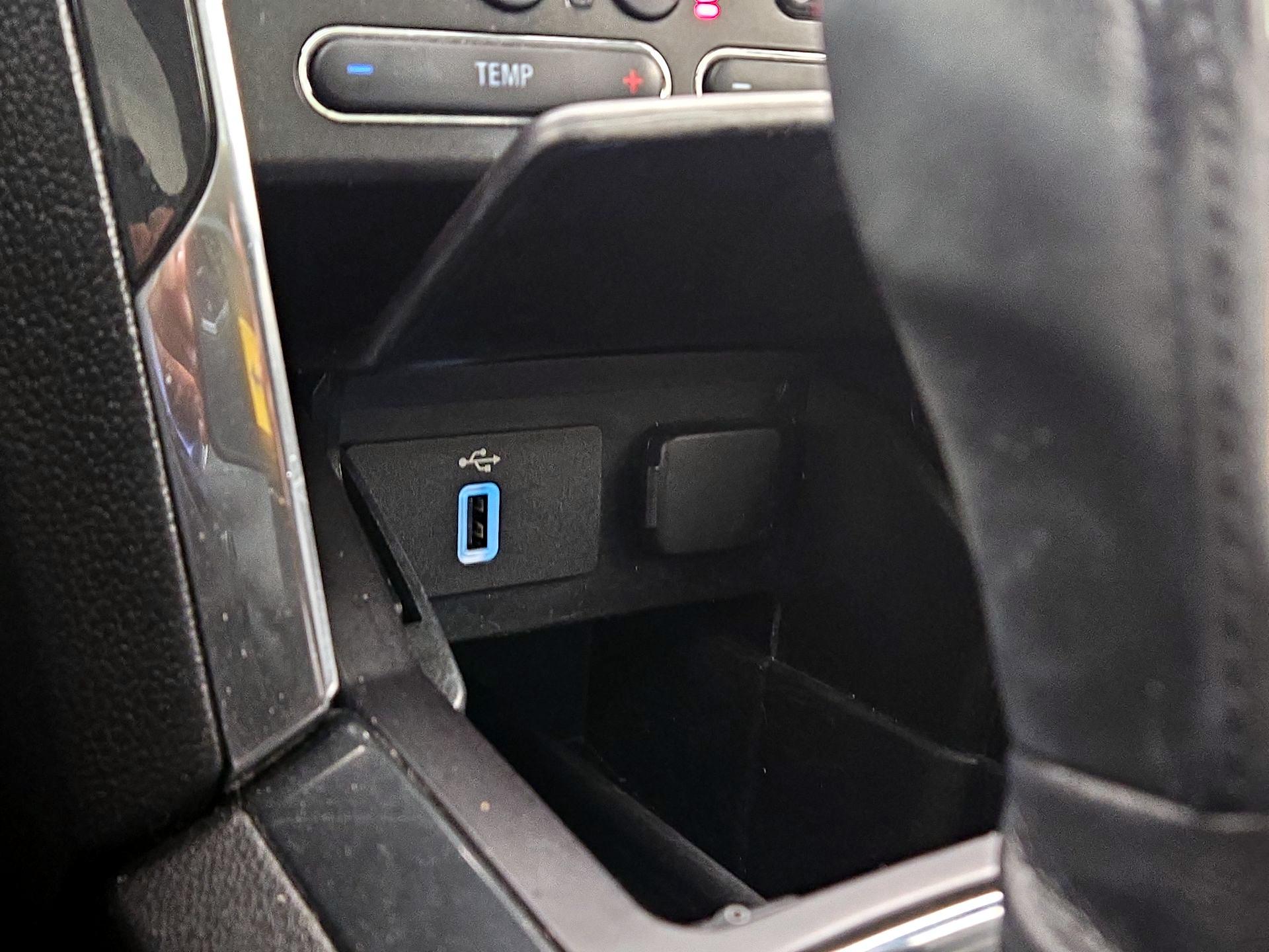 Thumbnail: 2017 Ford Explorer - 18