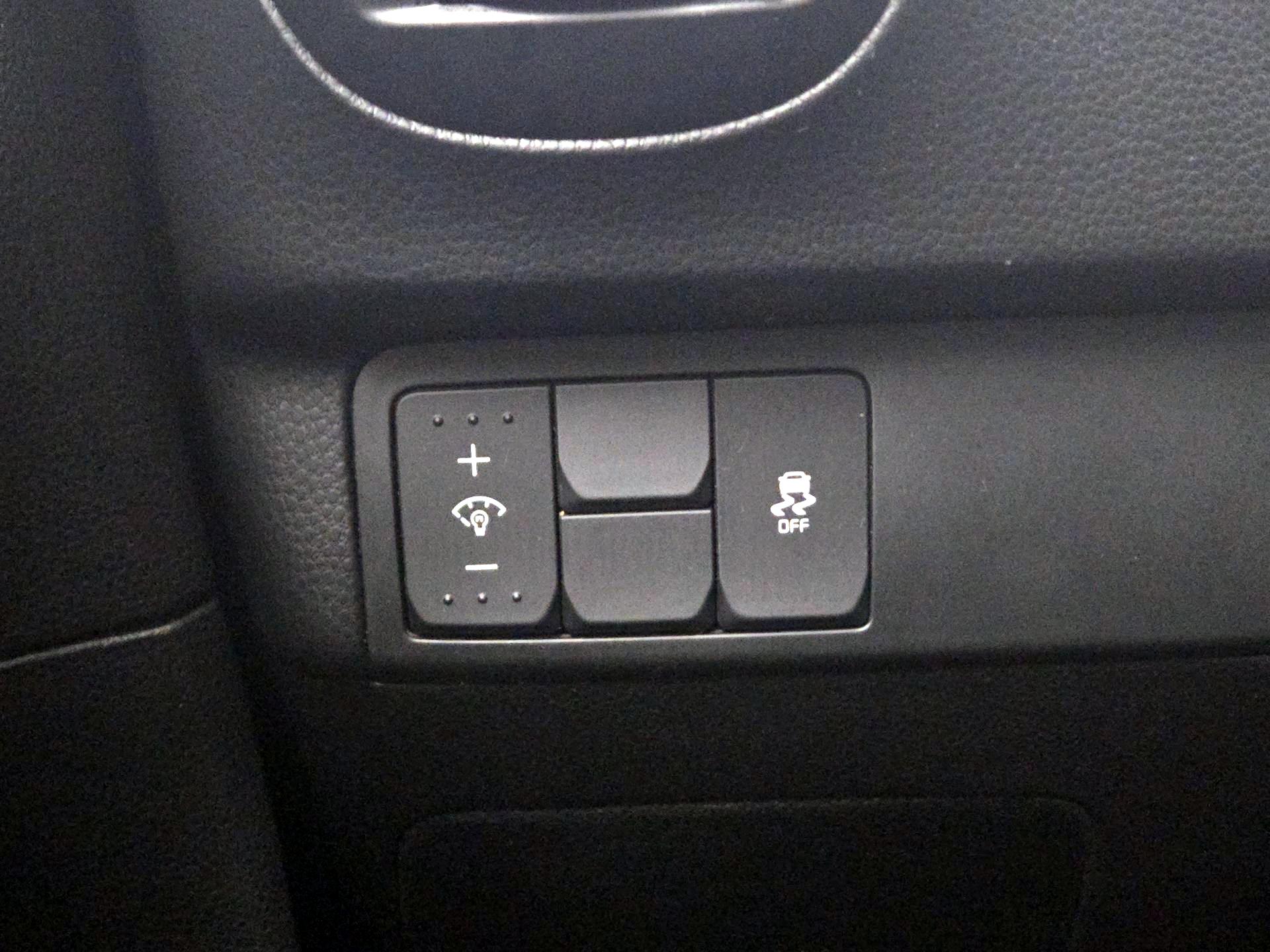 Thumbnail: 2017 Kia Soul - 13