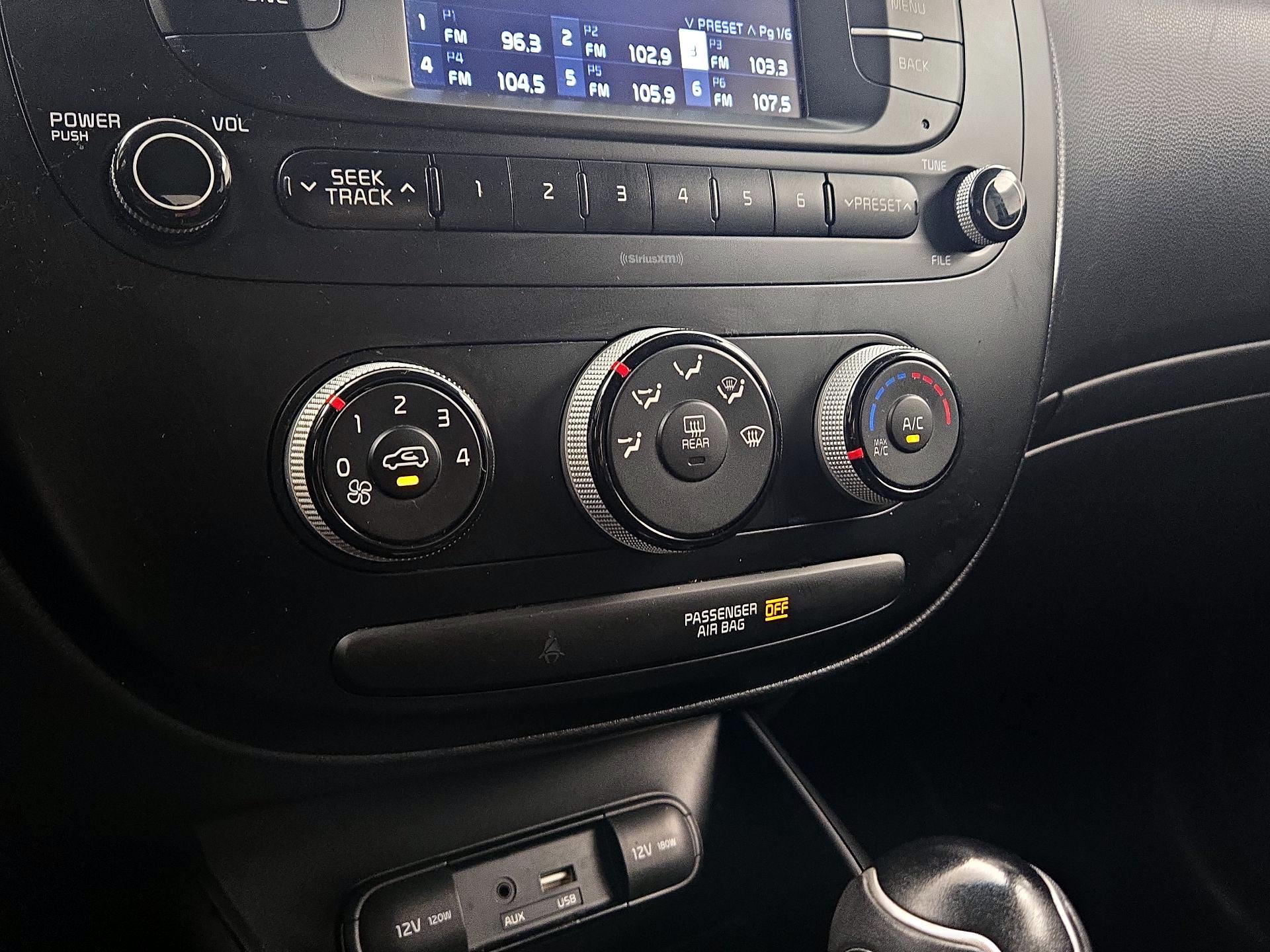 Thumbnail: 2017 Kia Soul - 15