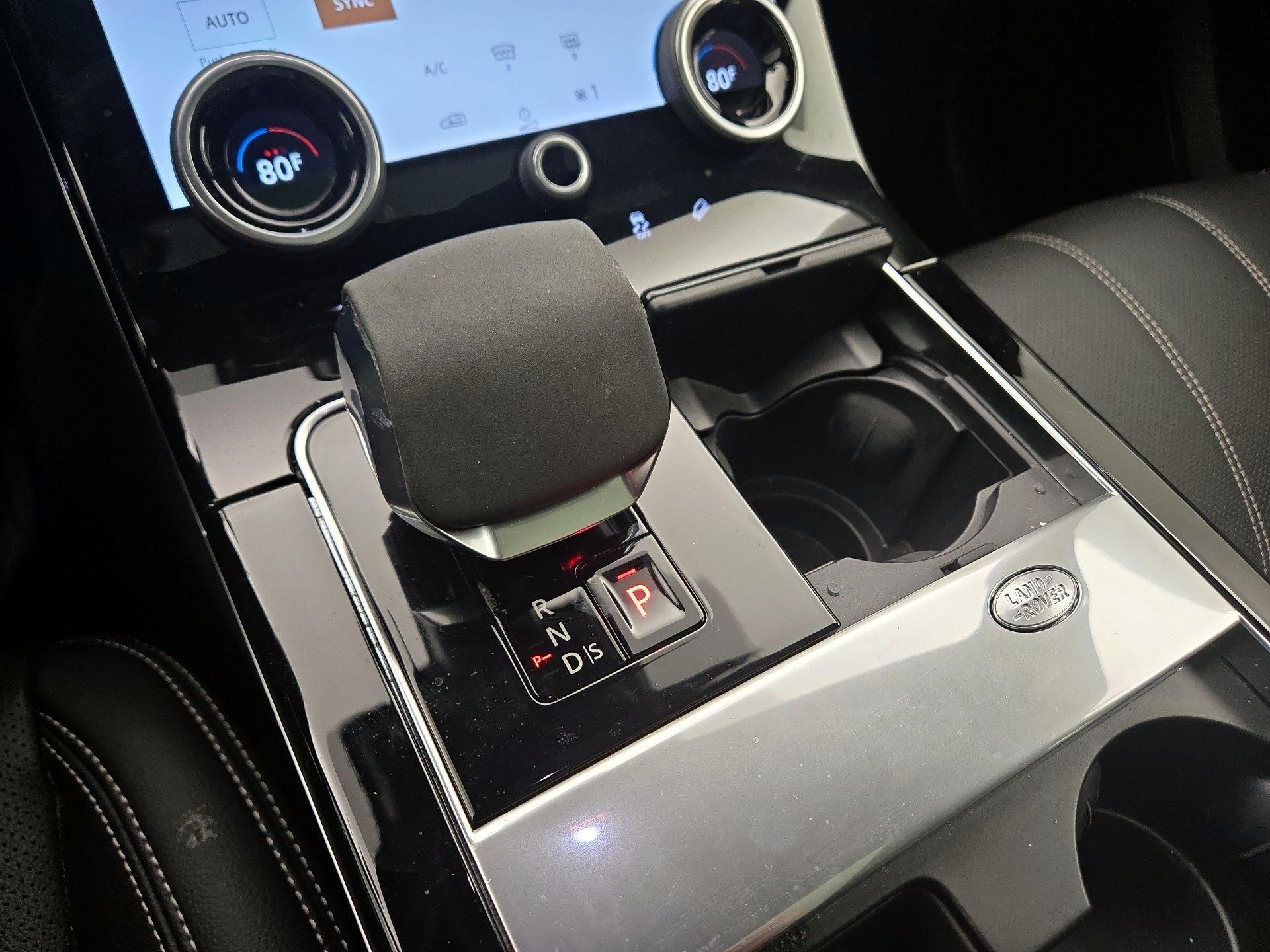 Thumbnail: 2022 Land Rover Range Rover Velar - 18