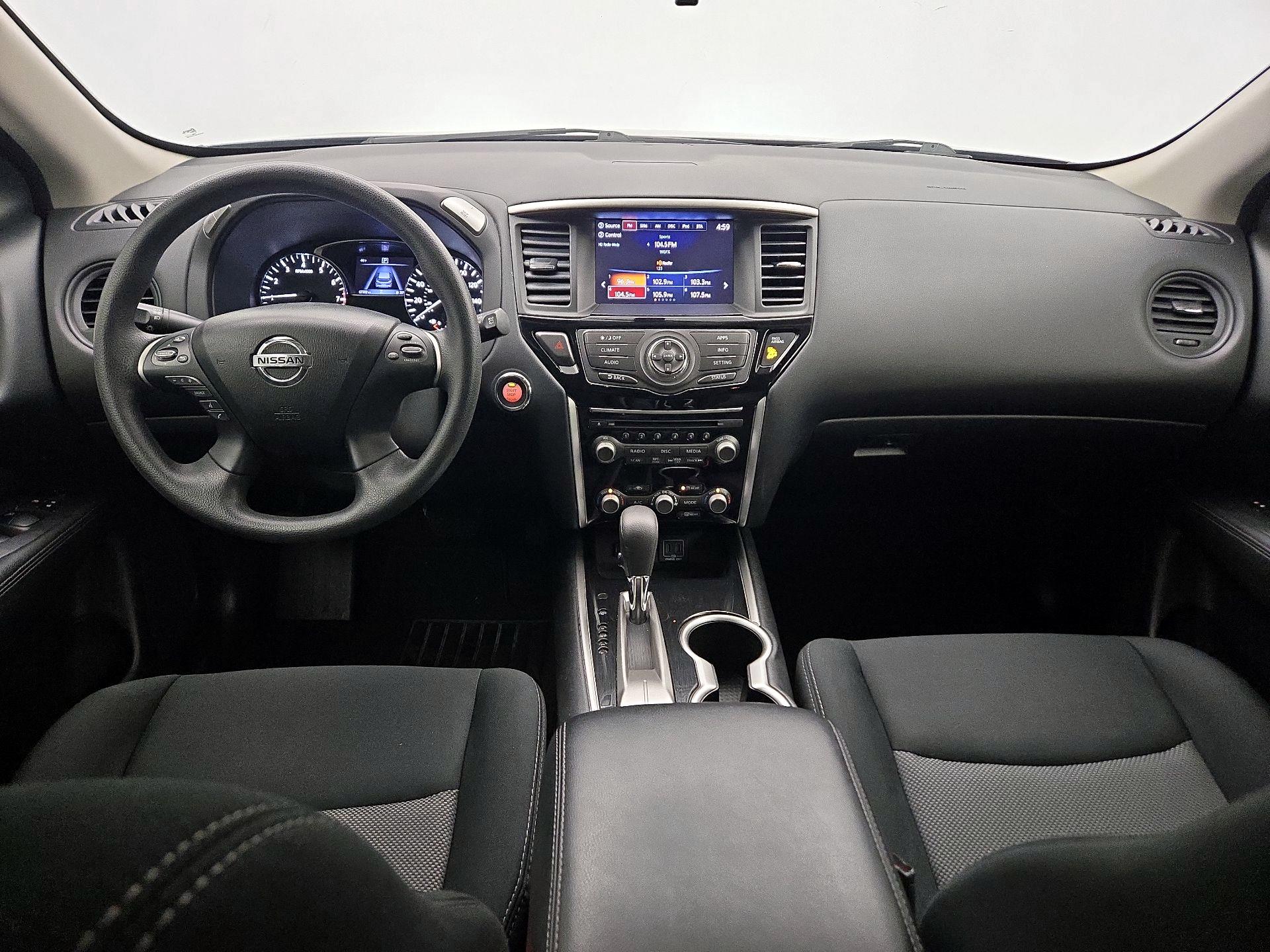 Thumbnail: 2018 Nissan Pathfinder - 9